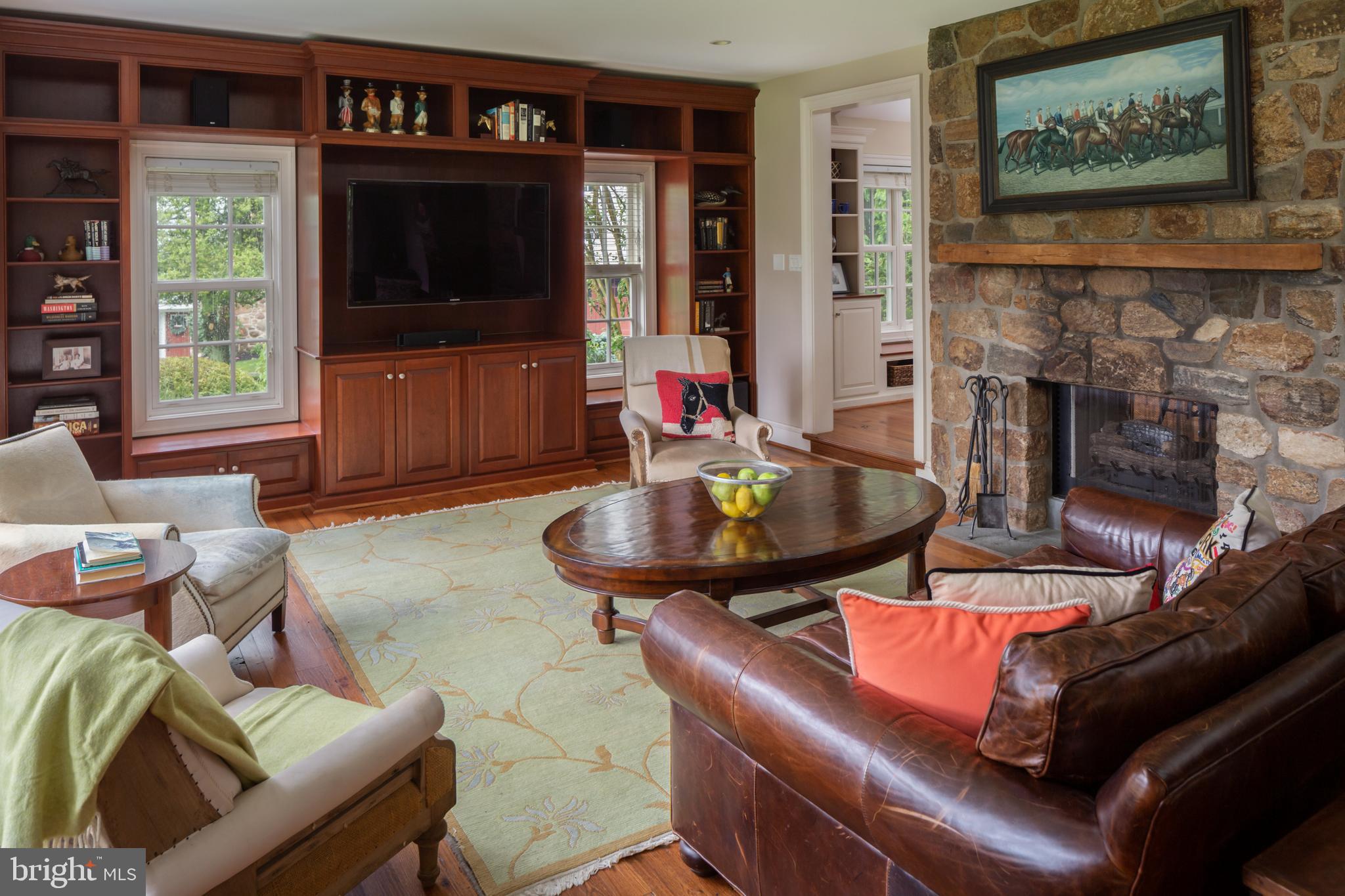 BUTTONWOOD FARMS - Residential