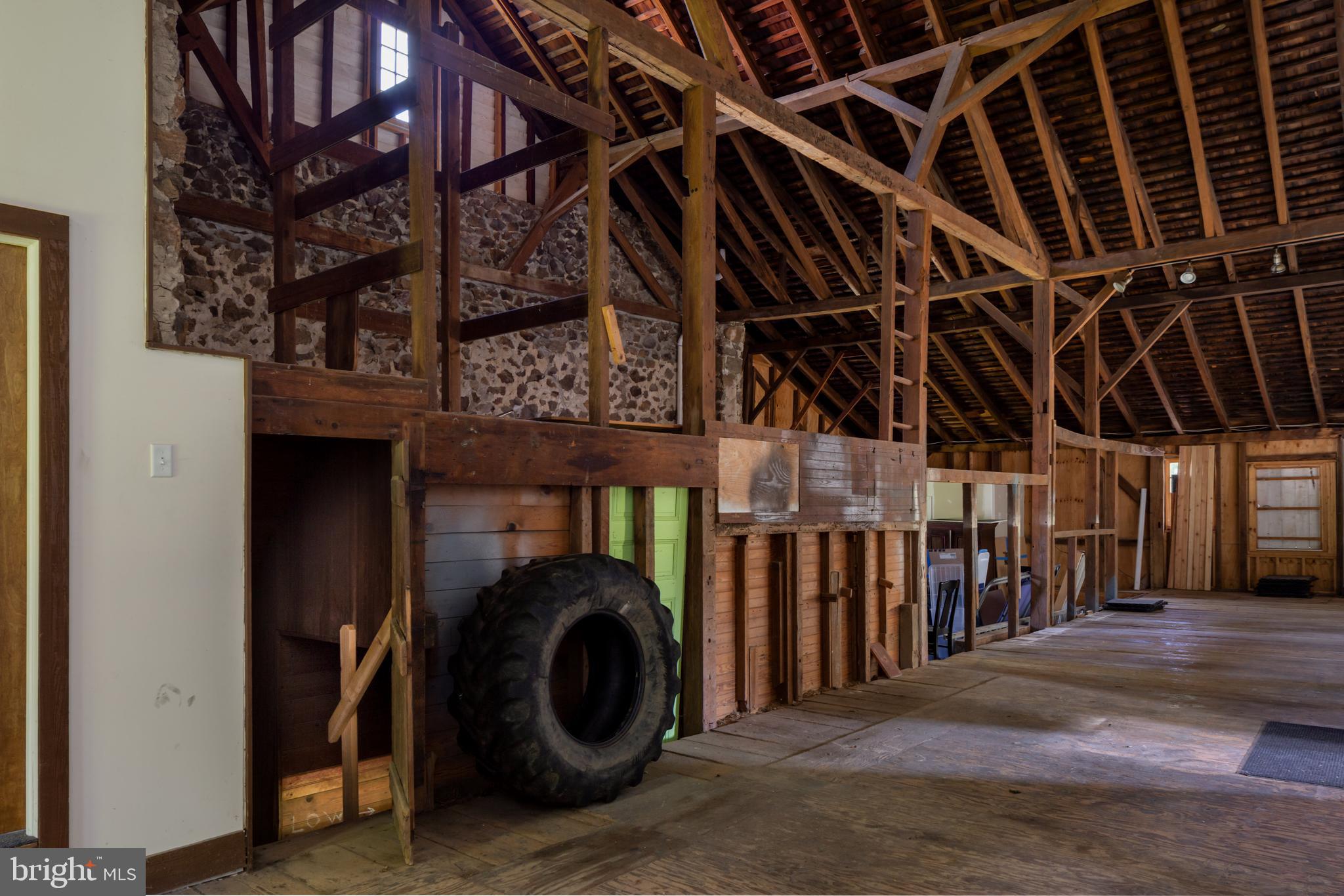 BUTTONWOOD FARMS - Residential