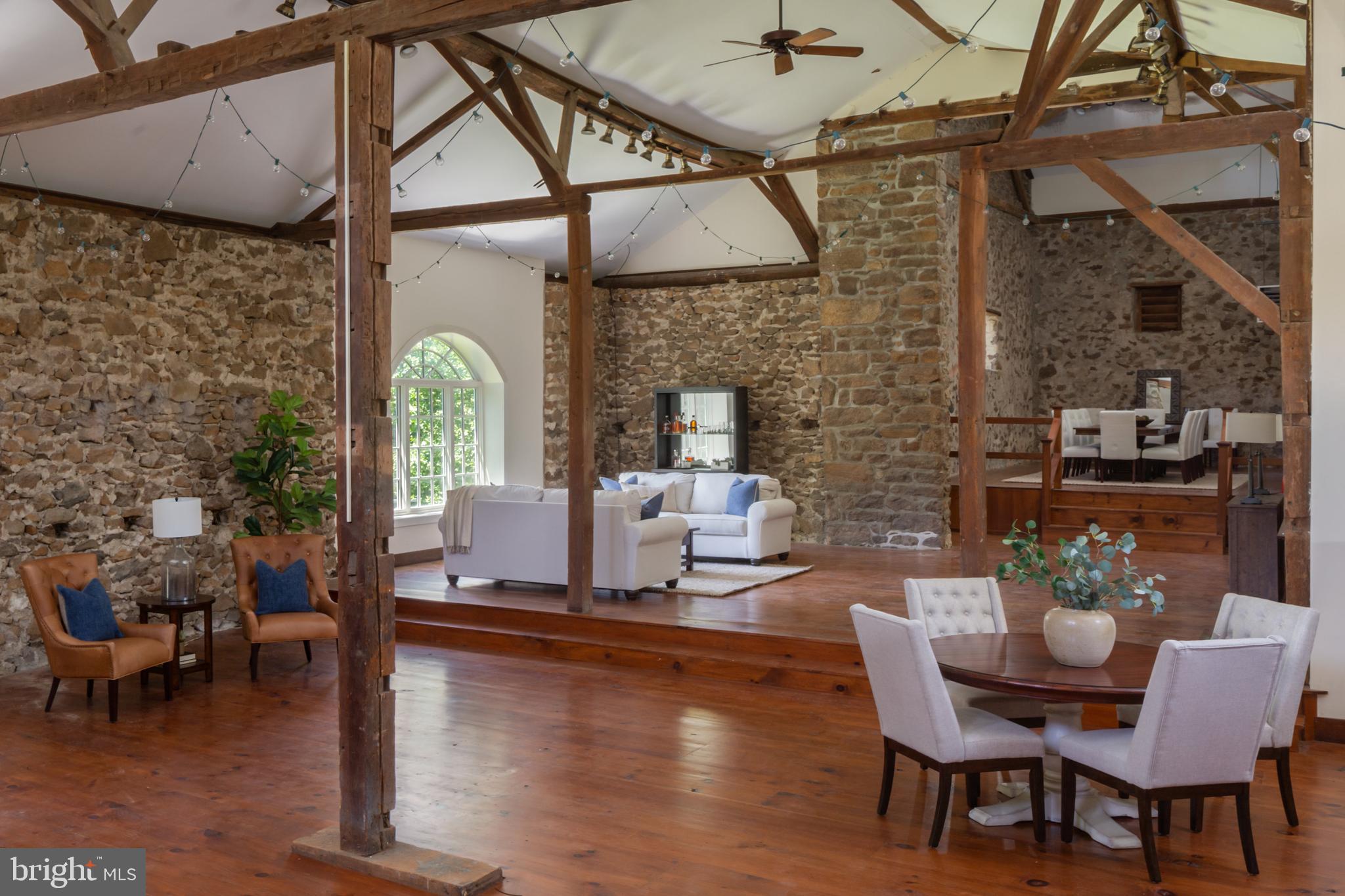 BUTTONWOOD FARMS - Residential