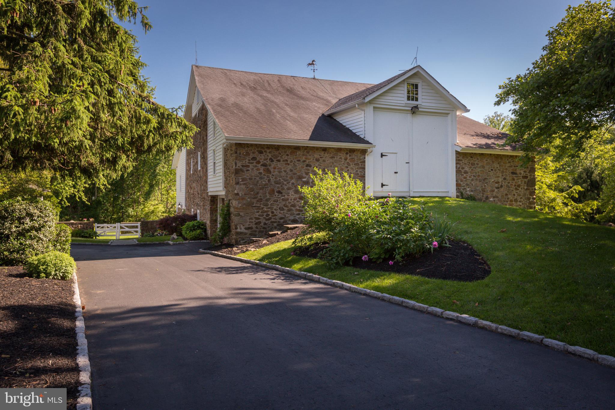 BUTTONWOOD FARMS - Residential