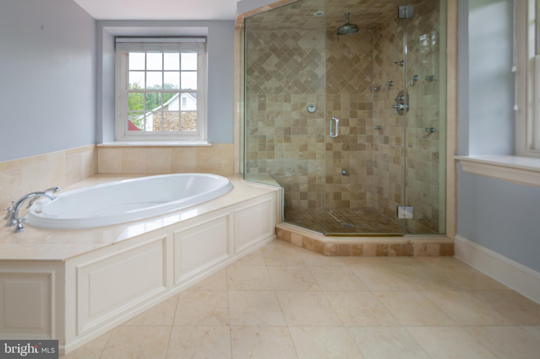 BUTTONWOOD FARMS - Residential