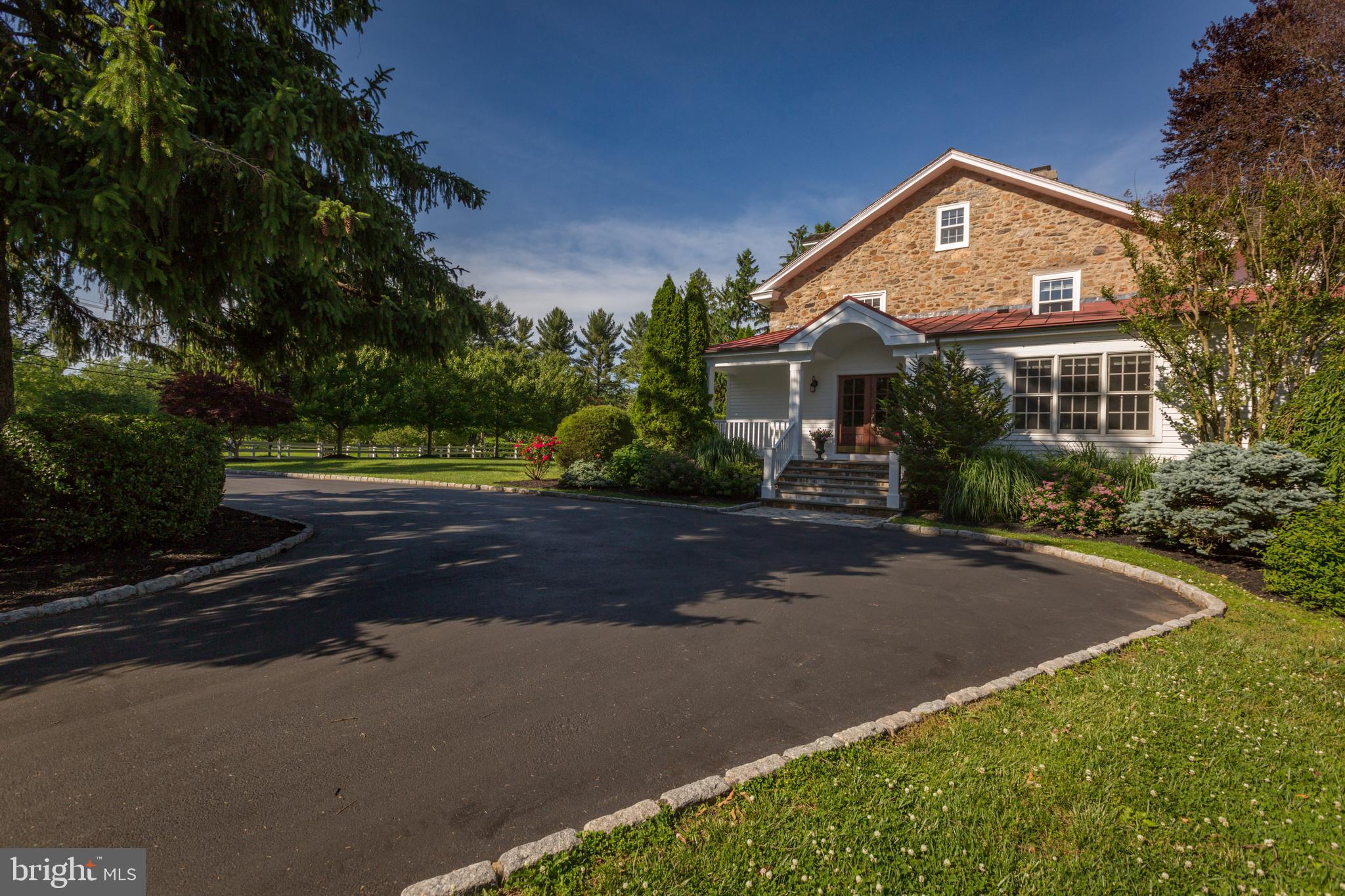 BUTTONWOOD FARMS - Residential