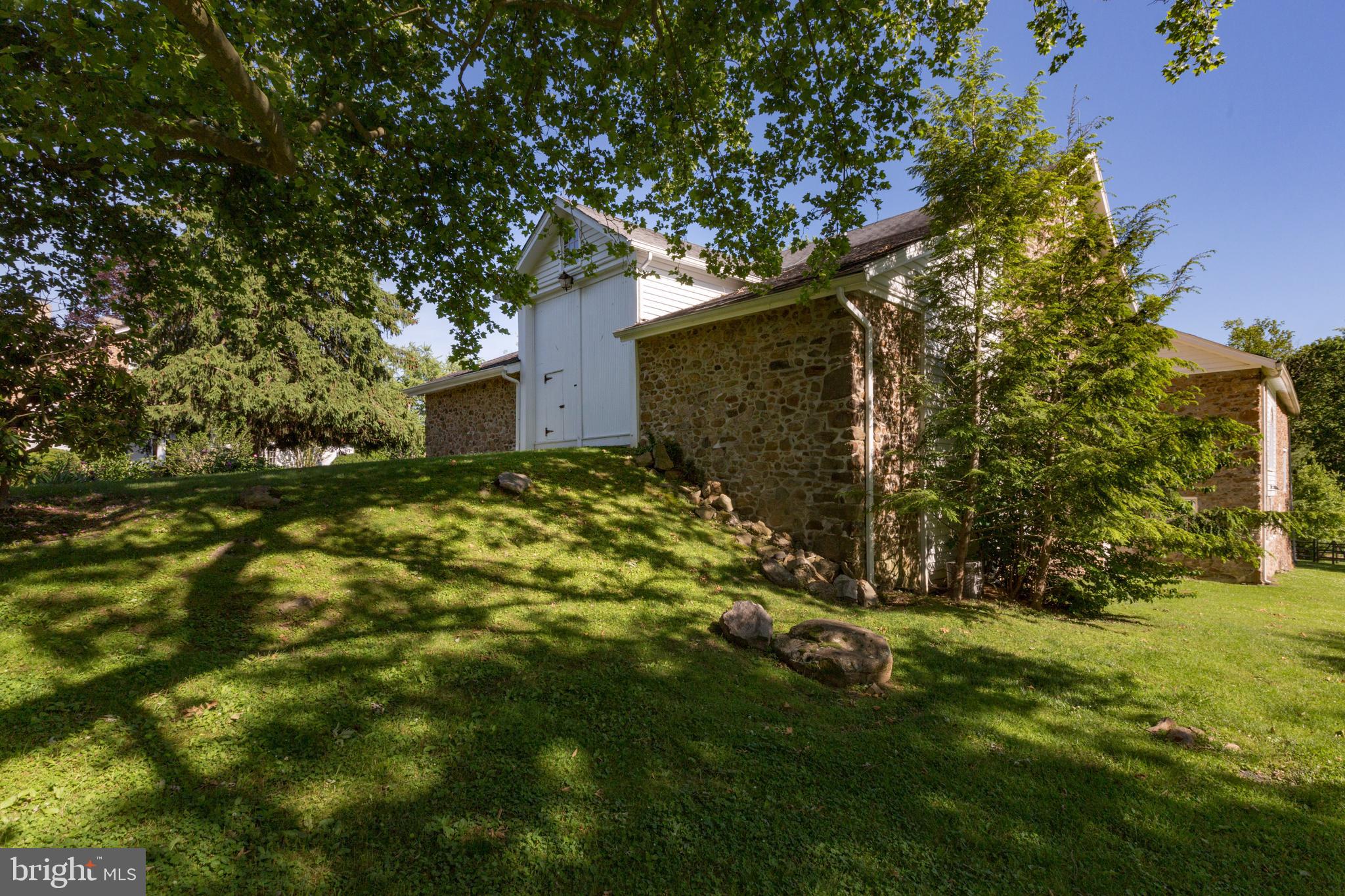 BUTTONWOOD FARMS - Residential