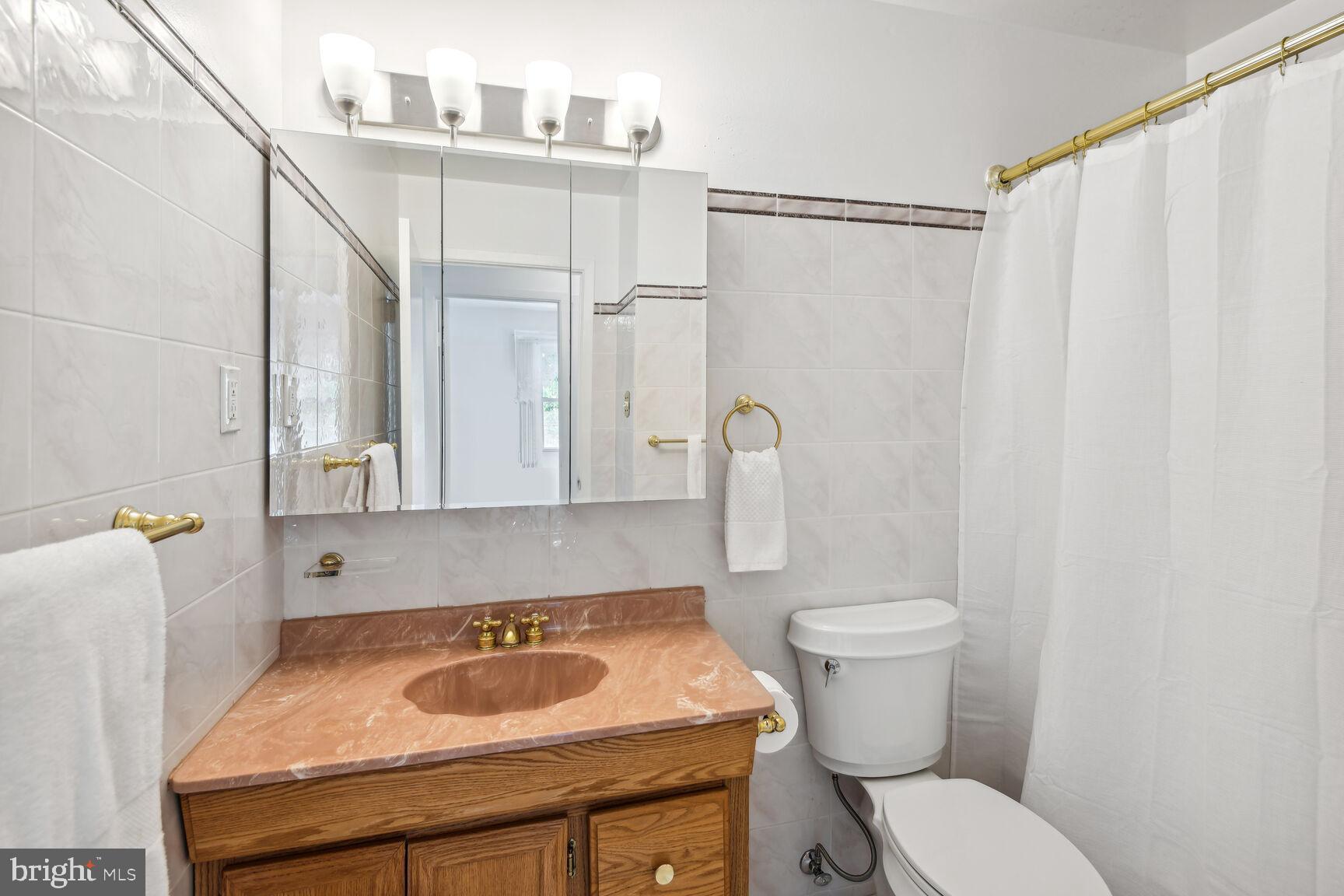 POINTER RIDGE - Residential