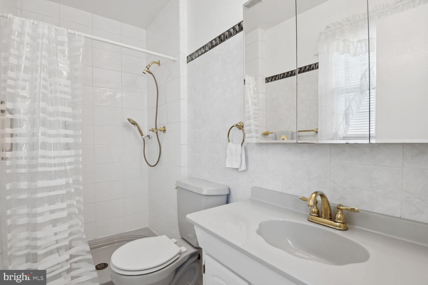 POINTER RIDGE - Residential