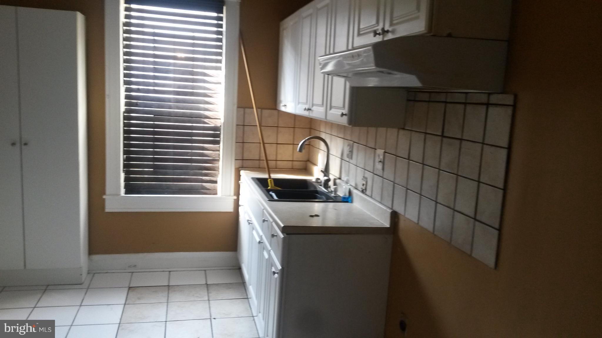 LITTLE FLOWER - Residential