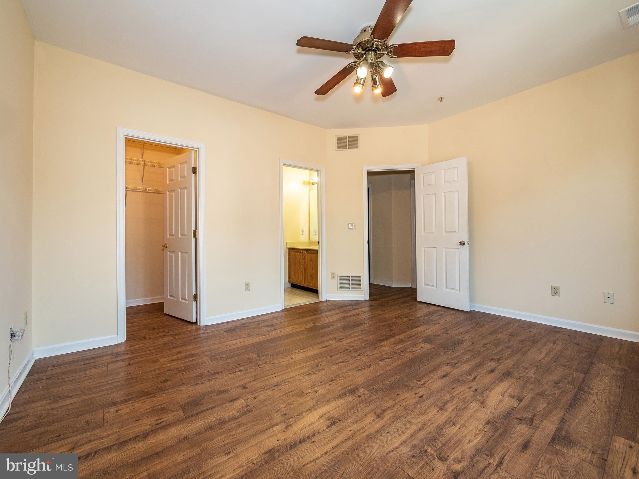 FAIRWAYS BAY HILLS CONDOMINIUMS - Residential