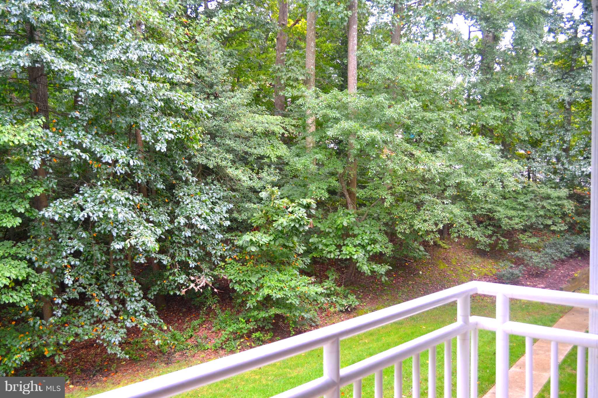 FAIRWAYS BAY HILLS CONDOMINIUMS - Residential