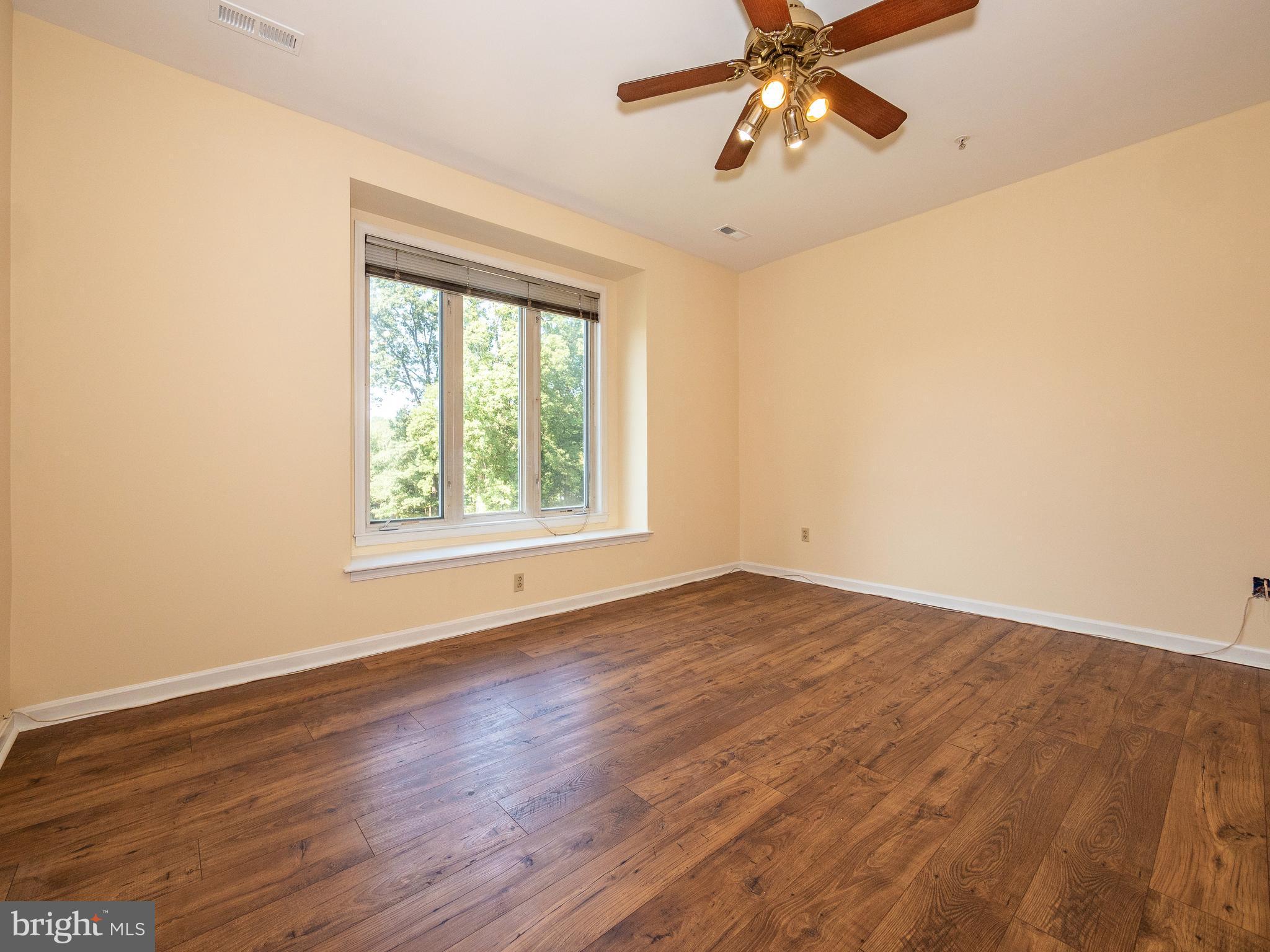 FAIRWAYS BAY HILLS CONDOMINIUMS - Residential