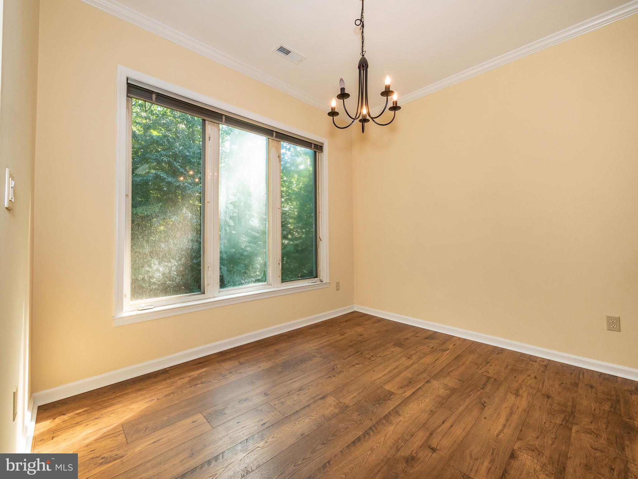 FAIRWAYS BAY HILLS CONDOMINIUMS - Residential