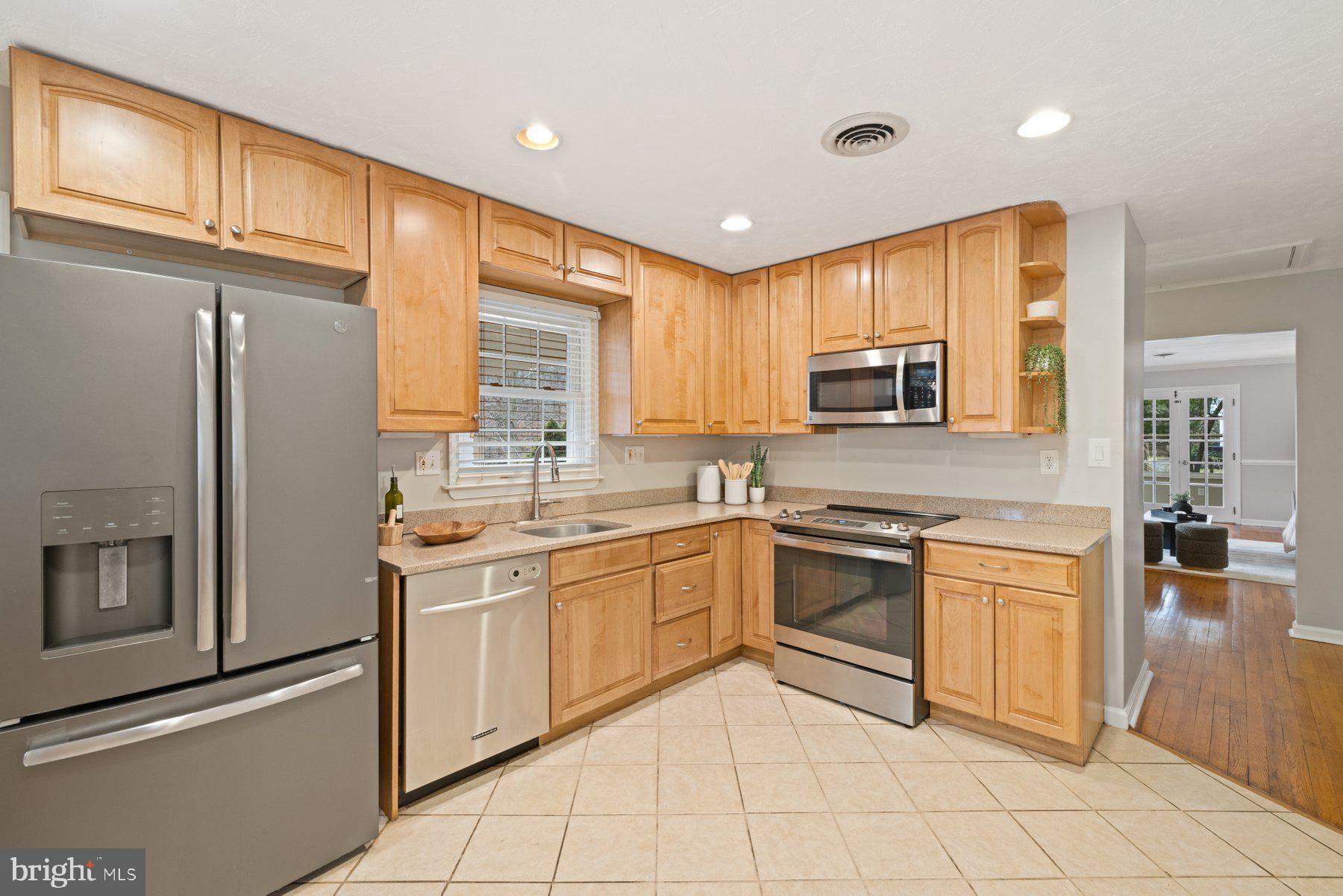 BROCK HALL MANOR - Residential