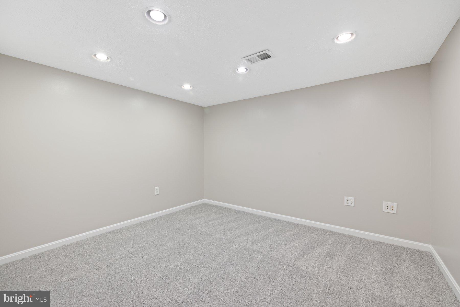 BROCK HALL MANOR - Residential