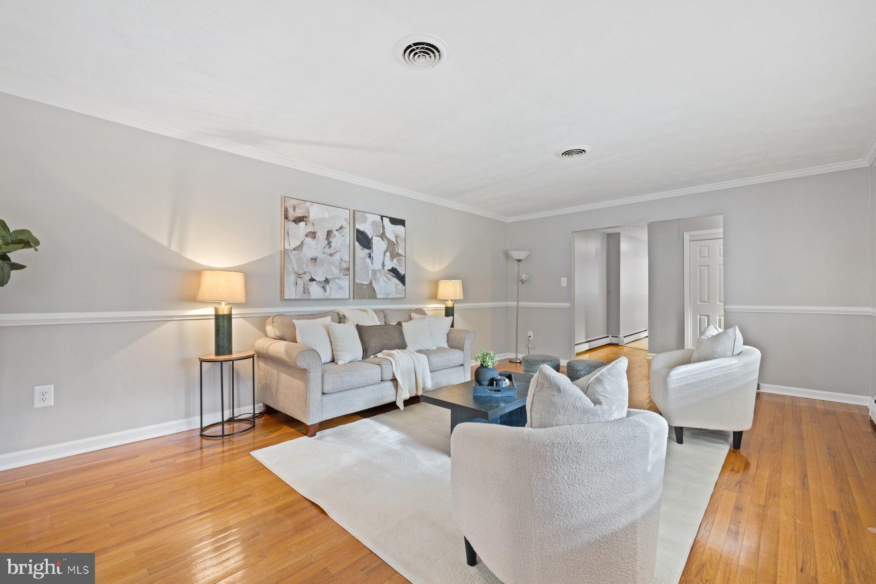 BROCK HALL MANOR - Residential