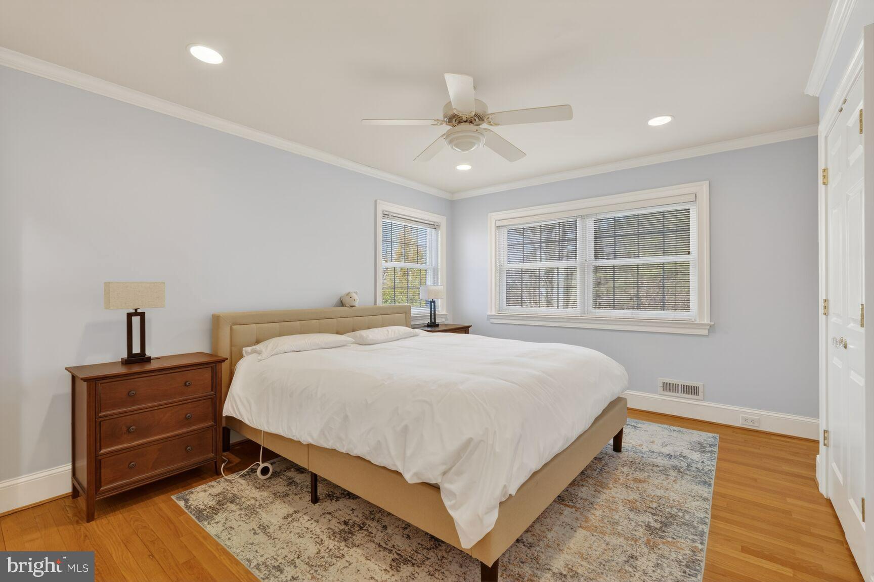 BELLEVUE FOREST - Residential