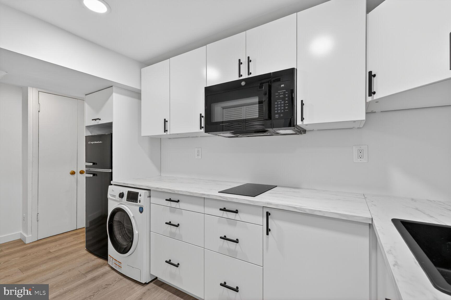 BELLEVUE FOREST - Residential