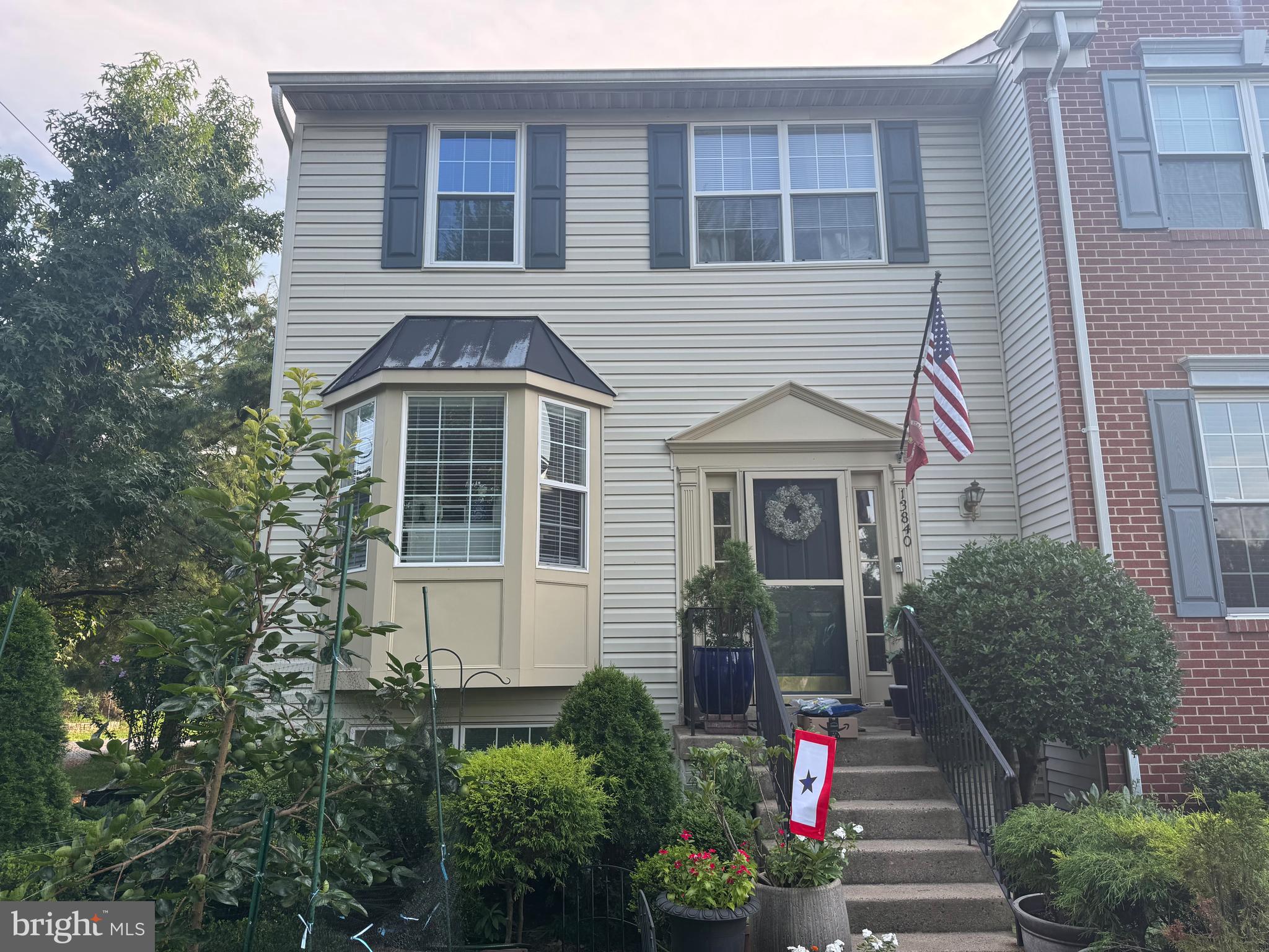 ENGLEWOOD MEWS - Residential Lease