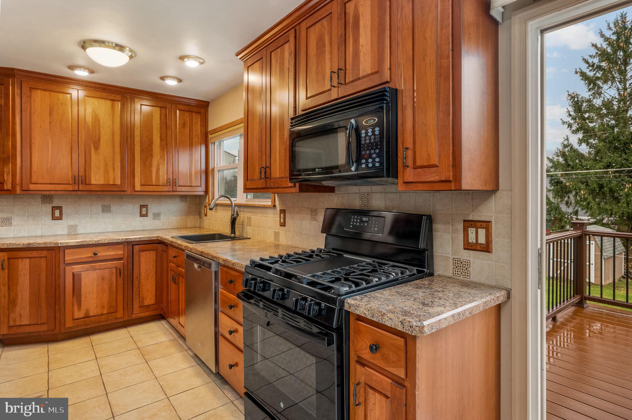 CITY VIEW HEIGHTS - Residential