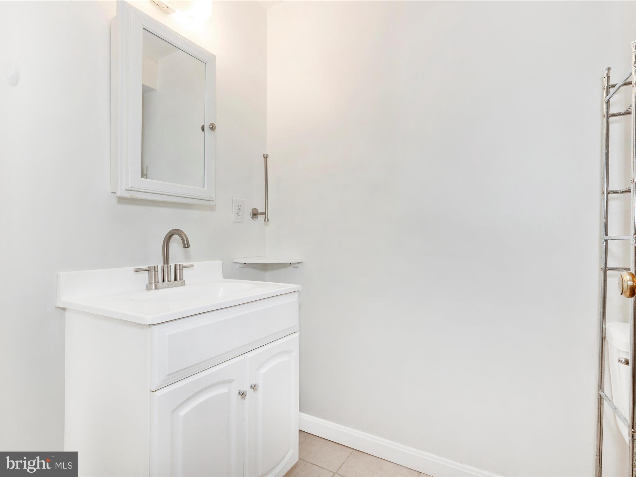 AMBER MEADOWS - Residential