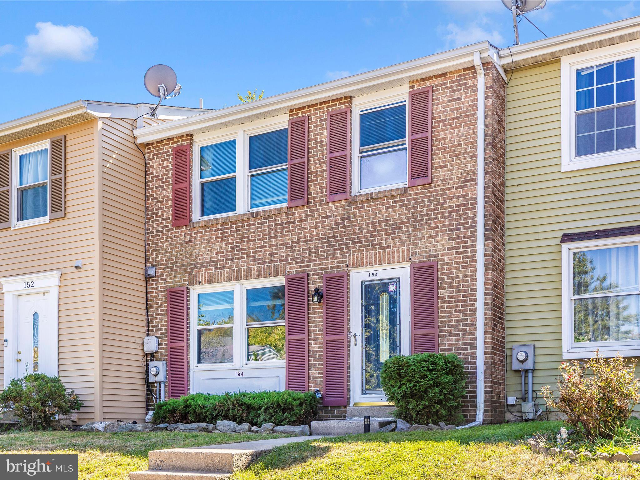 AMBER MEADOWS - Residential