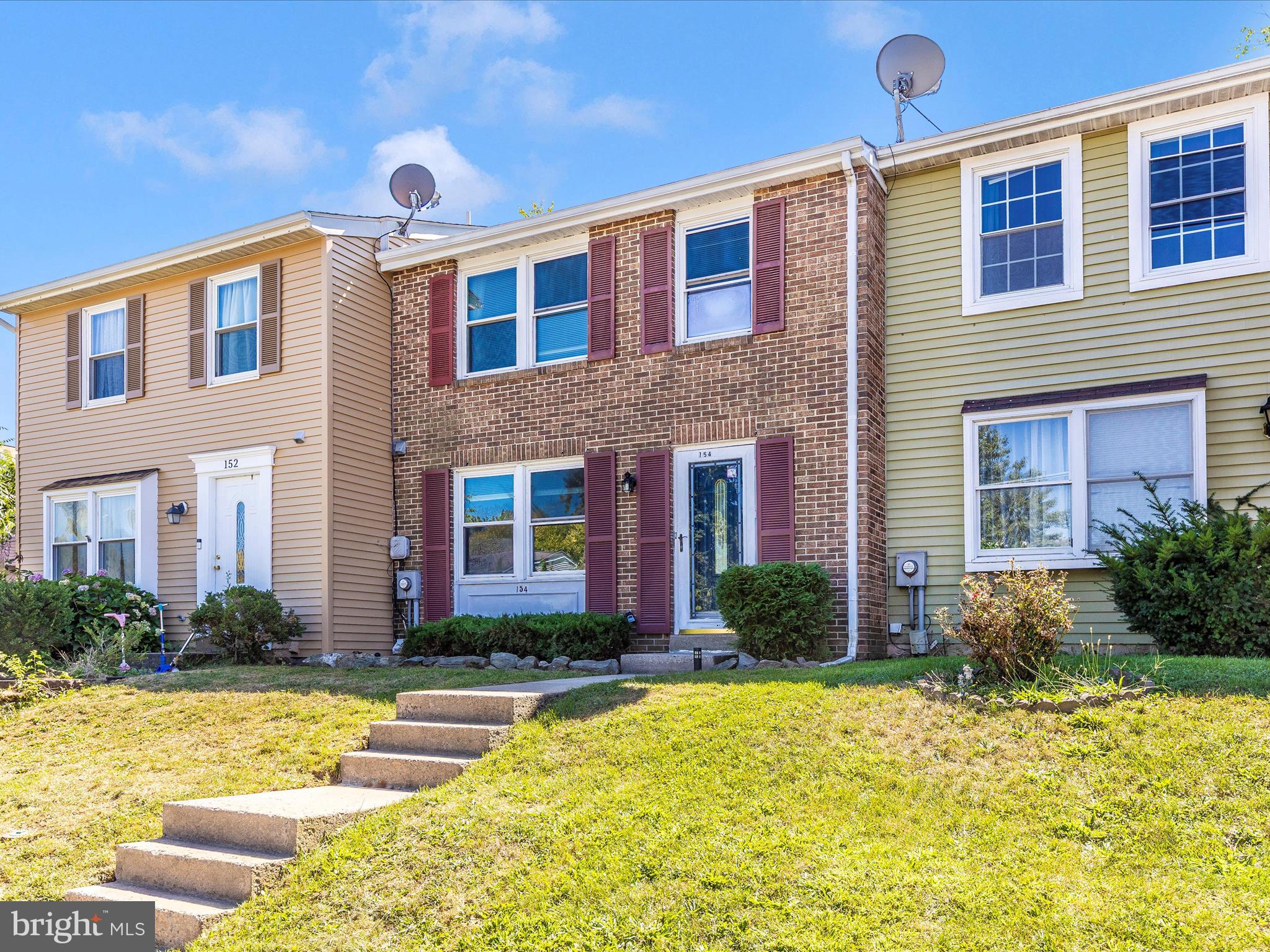 AMBER MEADOWS - Residential