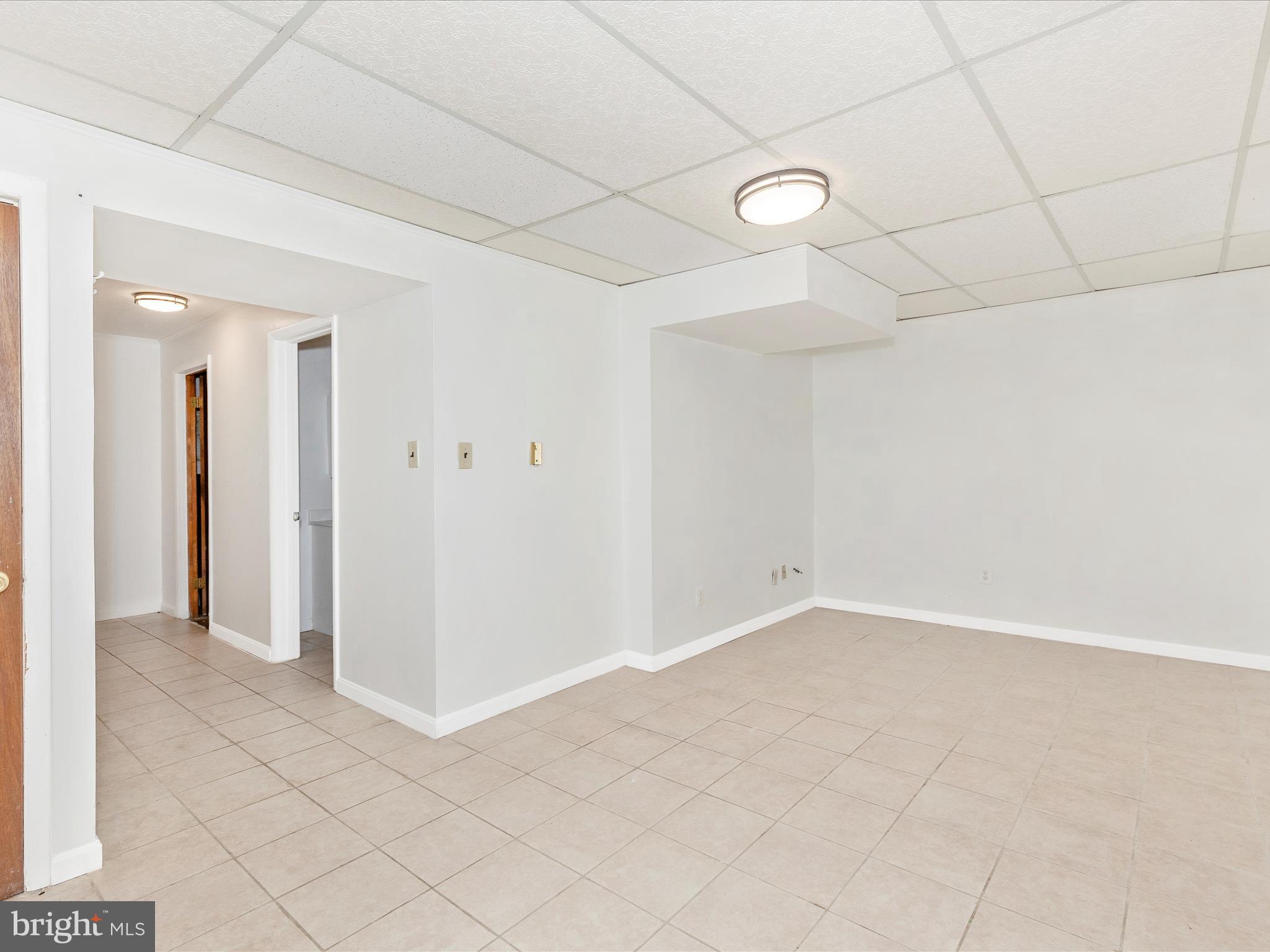 AMBER MEADOWS - Residential