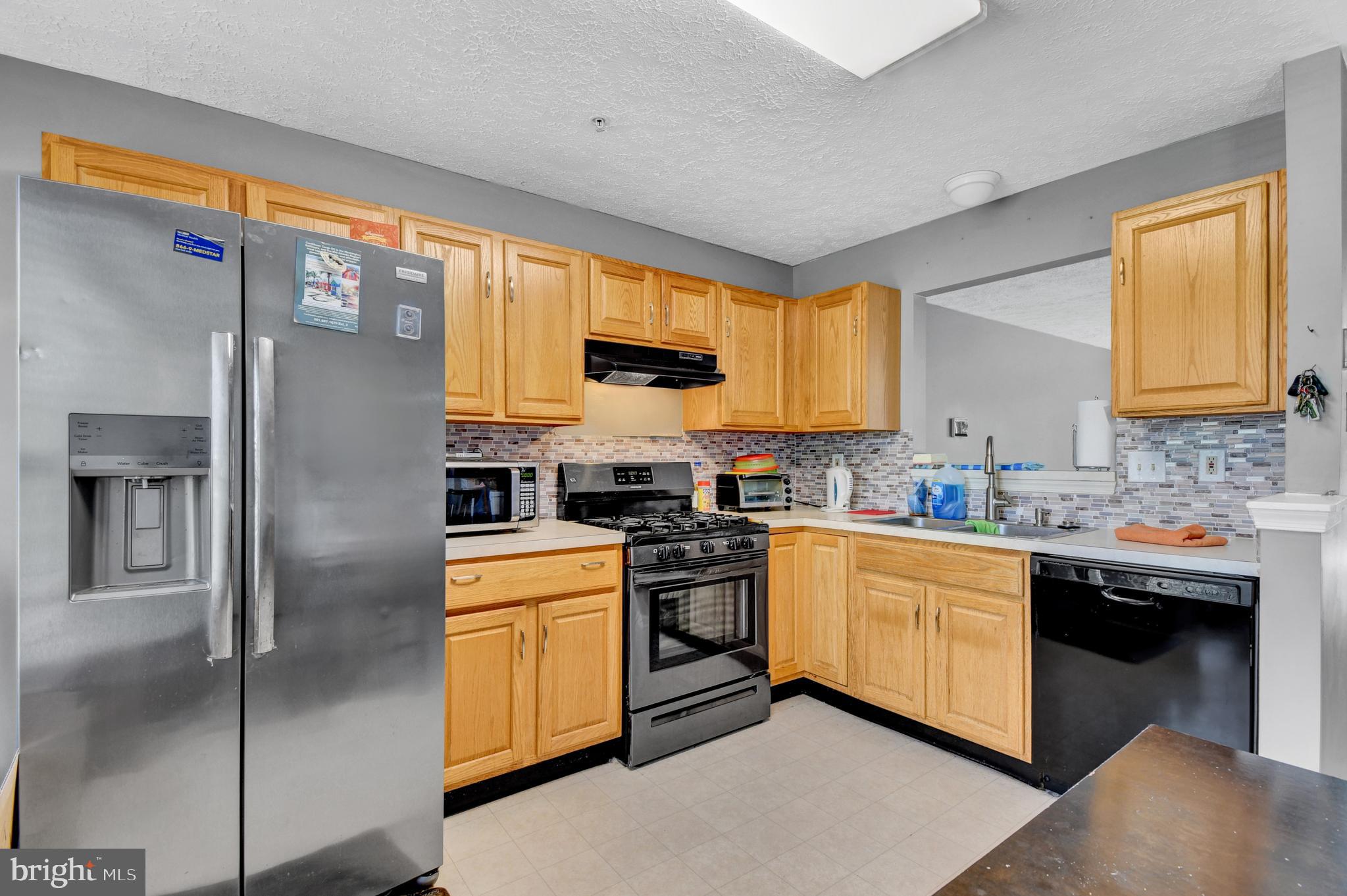 2404 BEAVER CROSSING ROAD