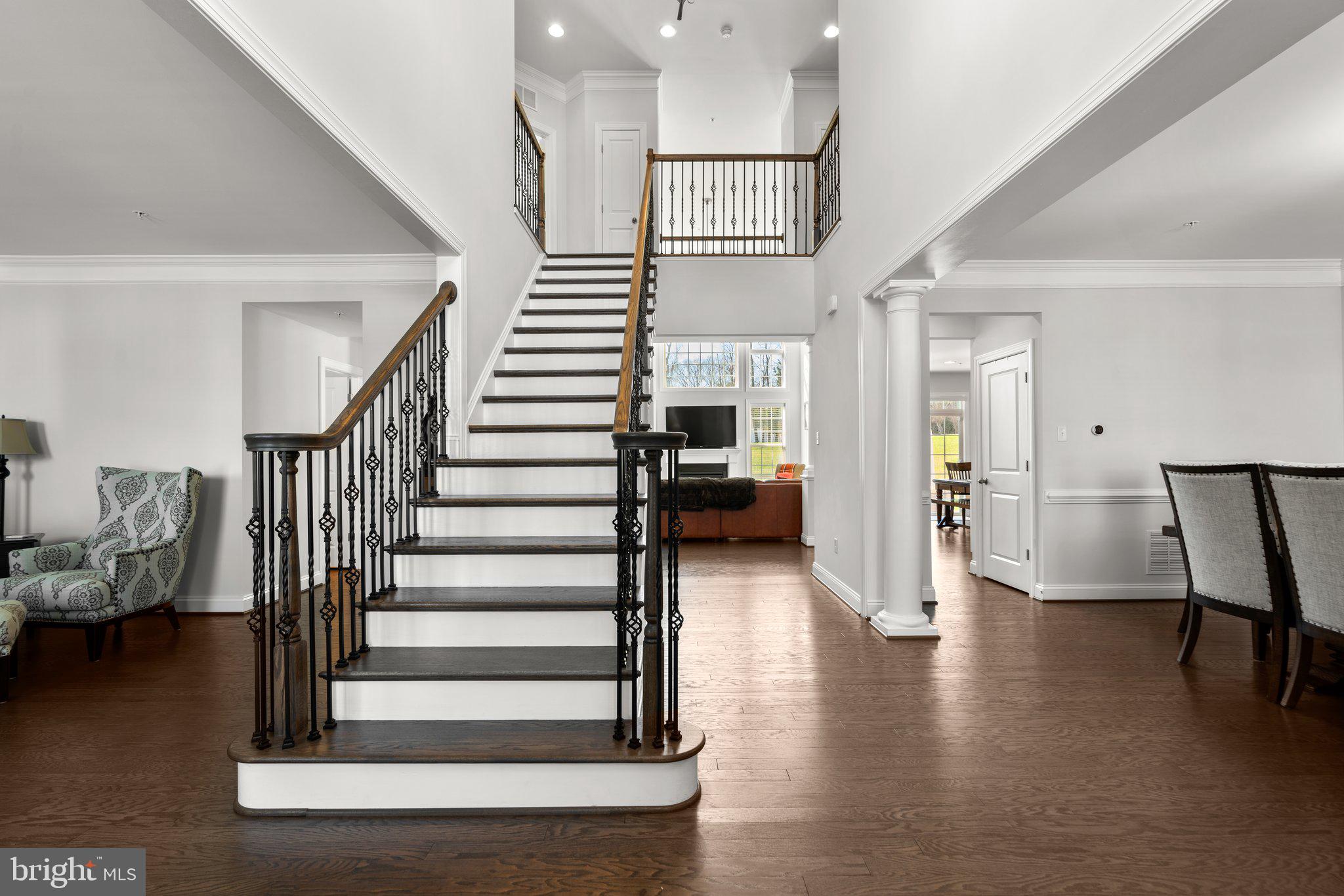 2123 WINTON COURT