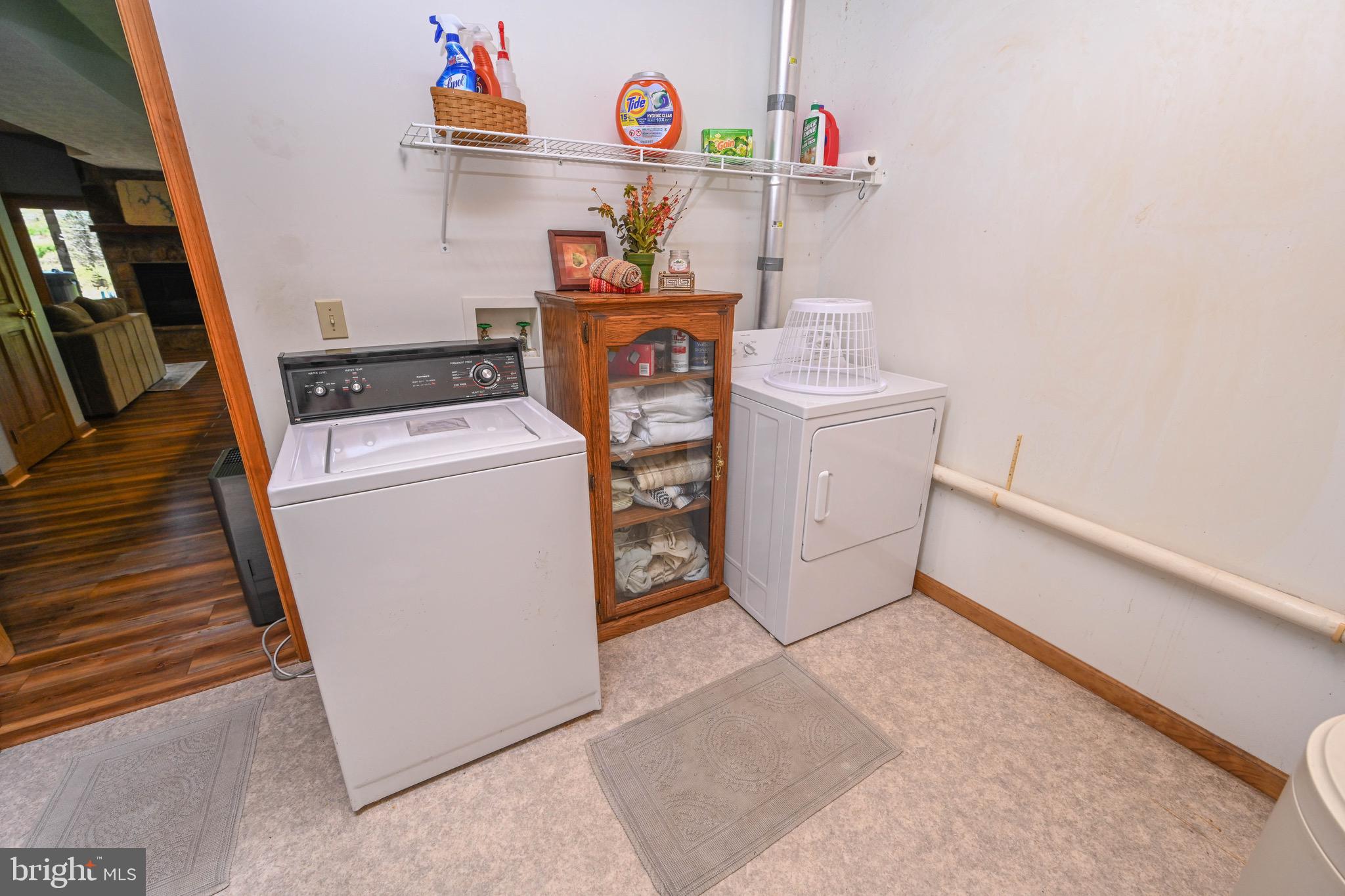 HOLIDAY HILL - Residential