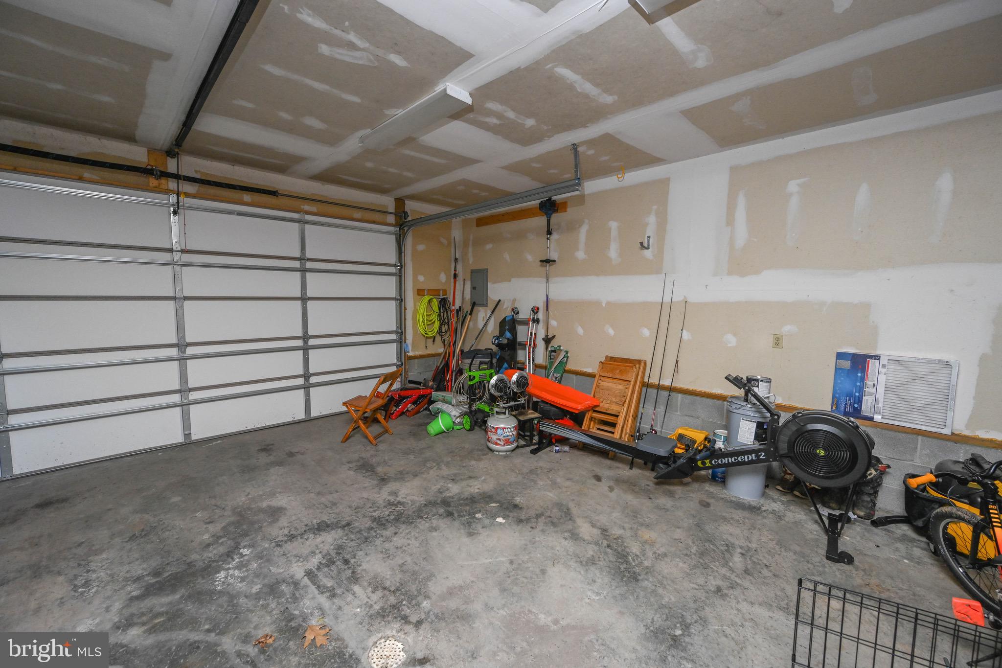 HOLIDAY HILL - Residential