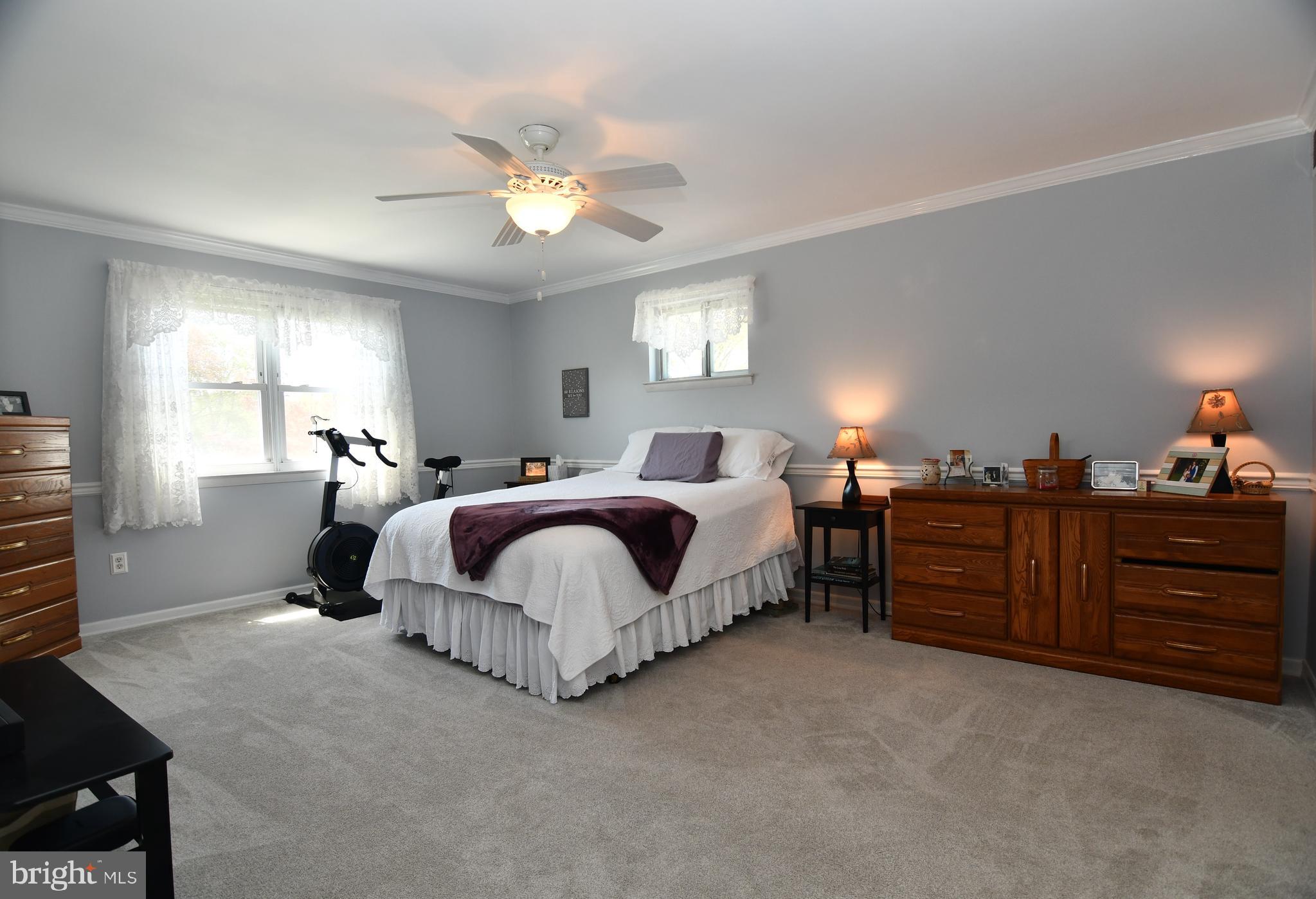 INGLEWOOD GDNS - Residential