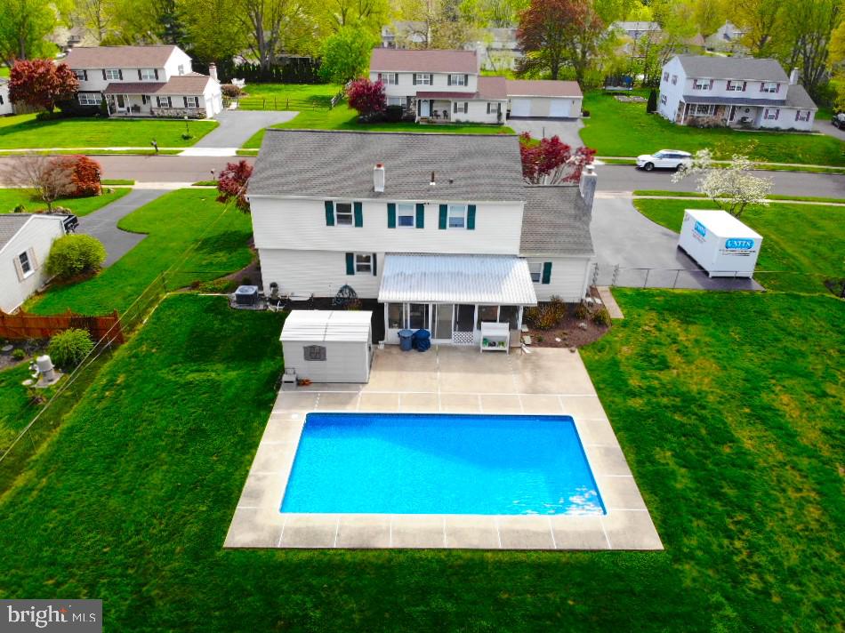 INGLEWOOD GDNS - Residential