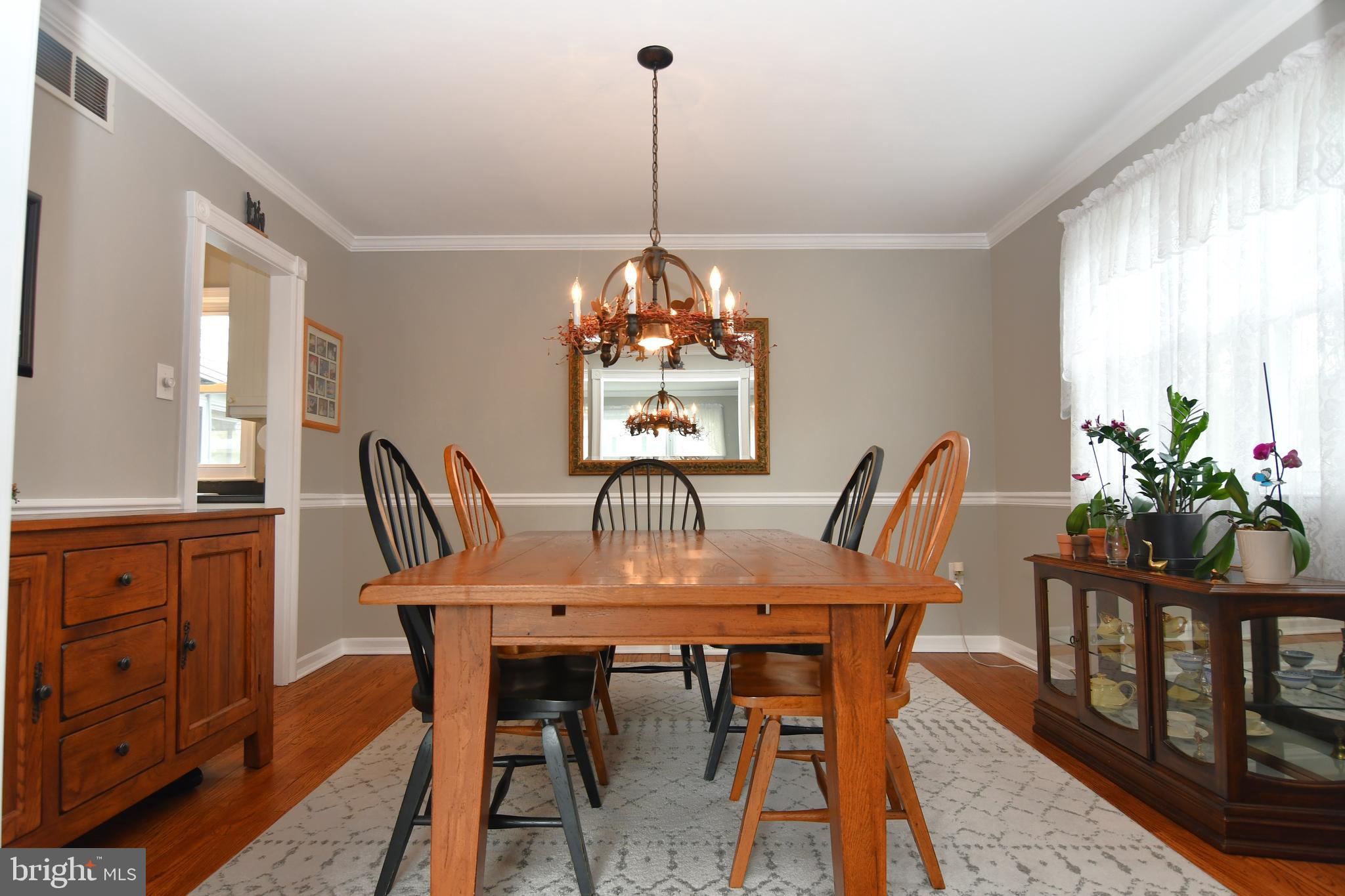 INGLEWOOD GDNS - Residential