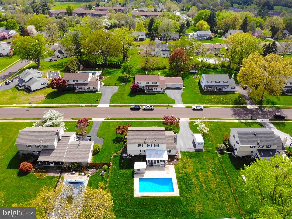 INGLEWOOD GDNS - Residential