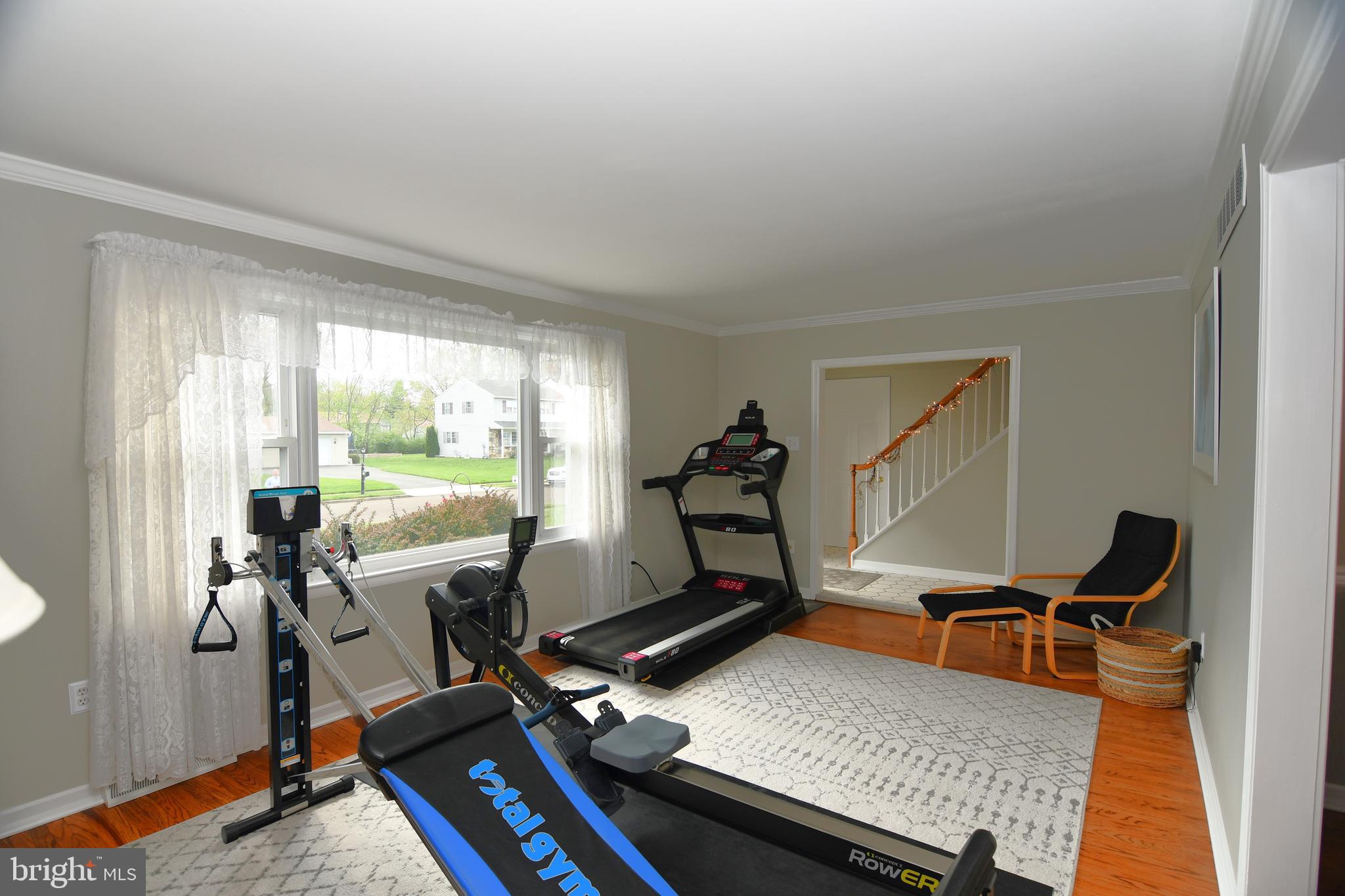 INGLEWOOD GDNS - Residential