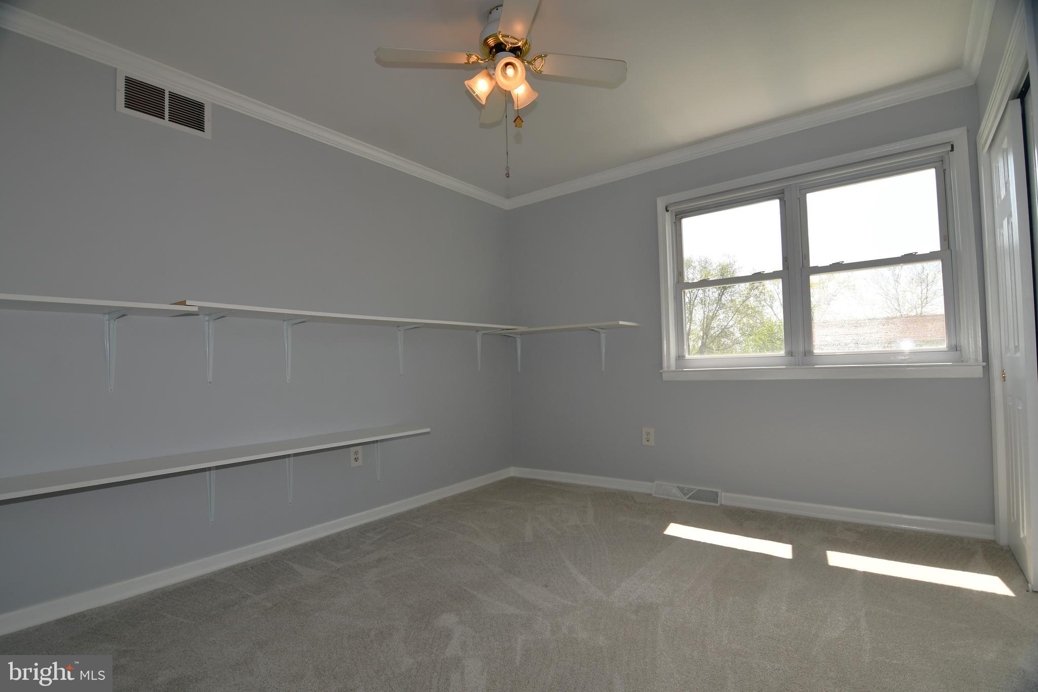 INGLEWOOD GDNS - Residential