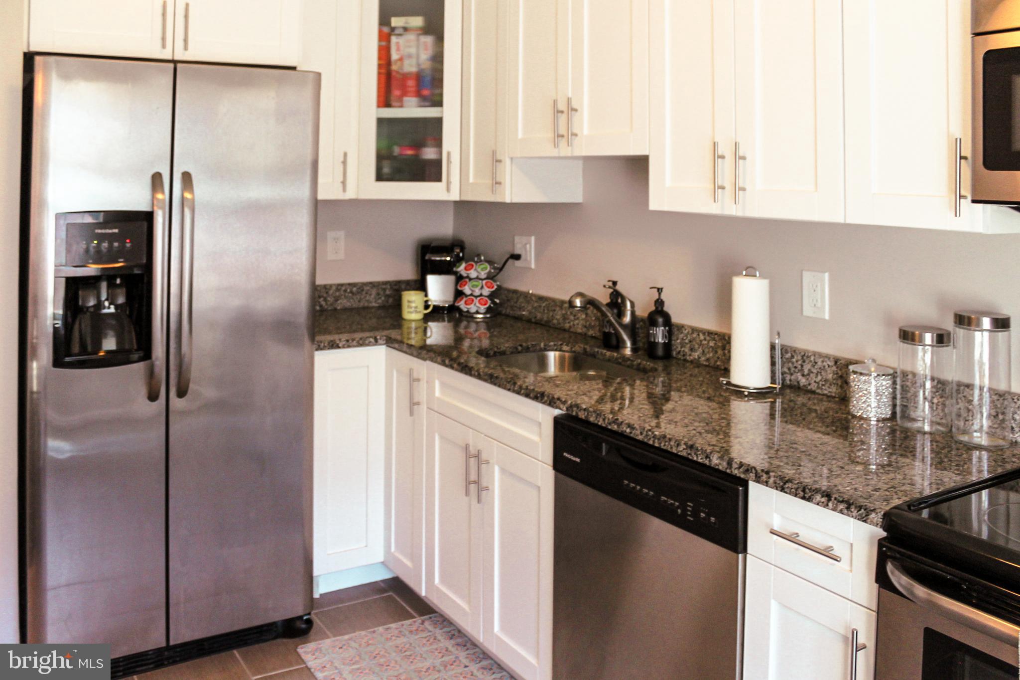 CAPITAL VIEW TOWNHOUSES - Residential