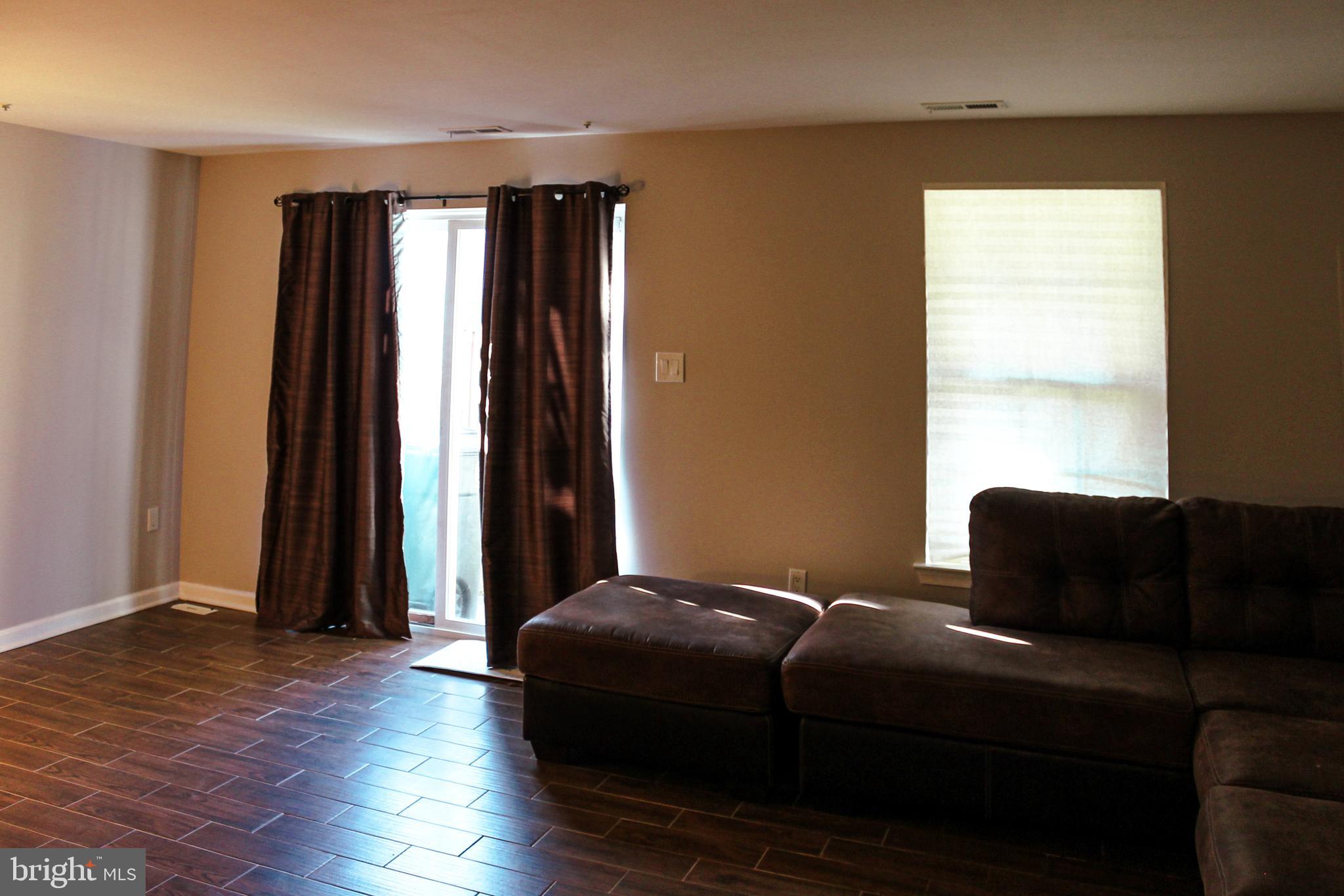 CAPITAL VIEW TOWNHOUSES - Residential