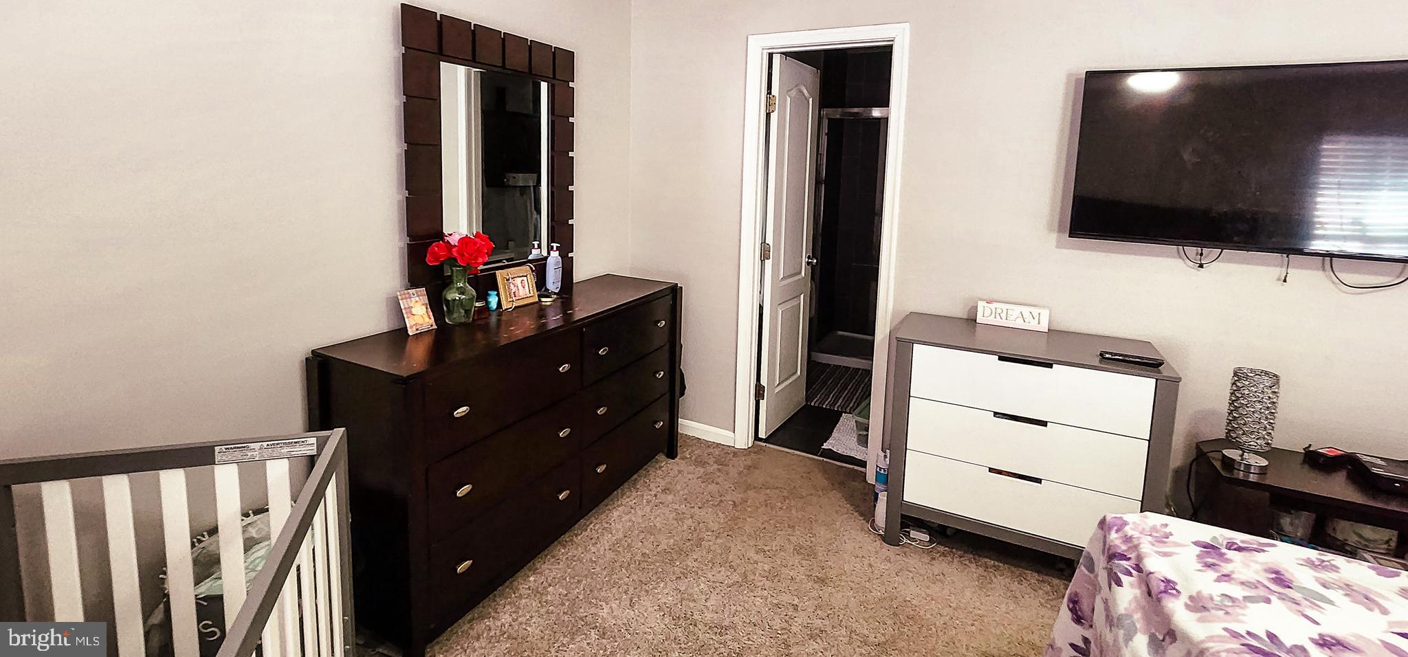 CAPITAL VIEW TOWNHOUSES - Residential