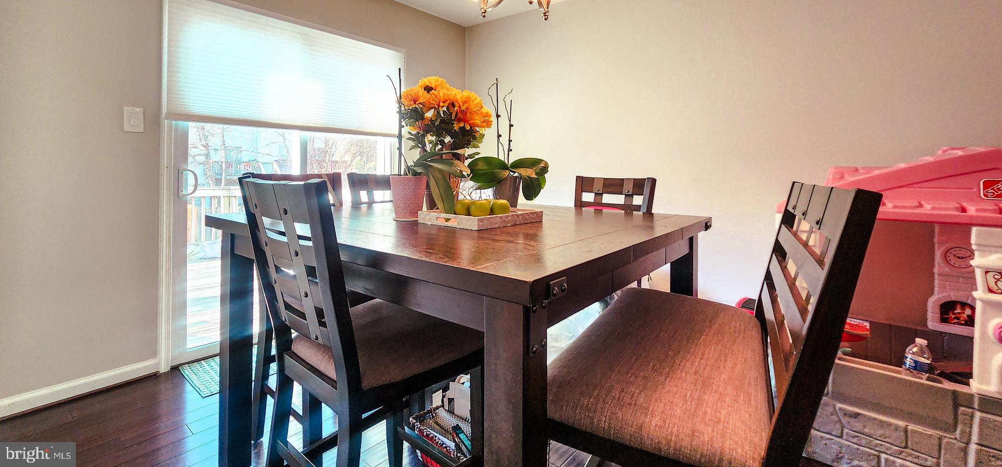 CAPITAL VIEW TOWNHOUSES - Residential