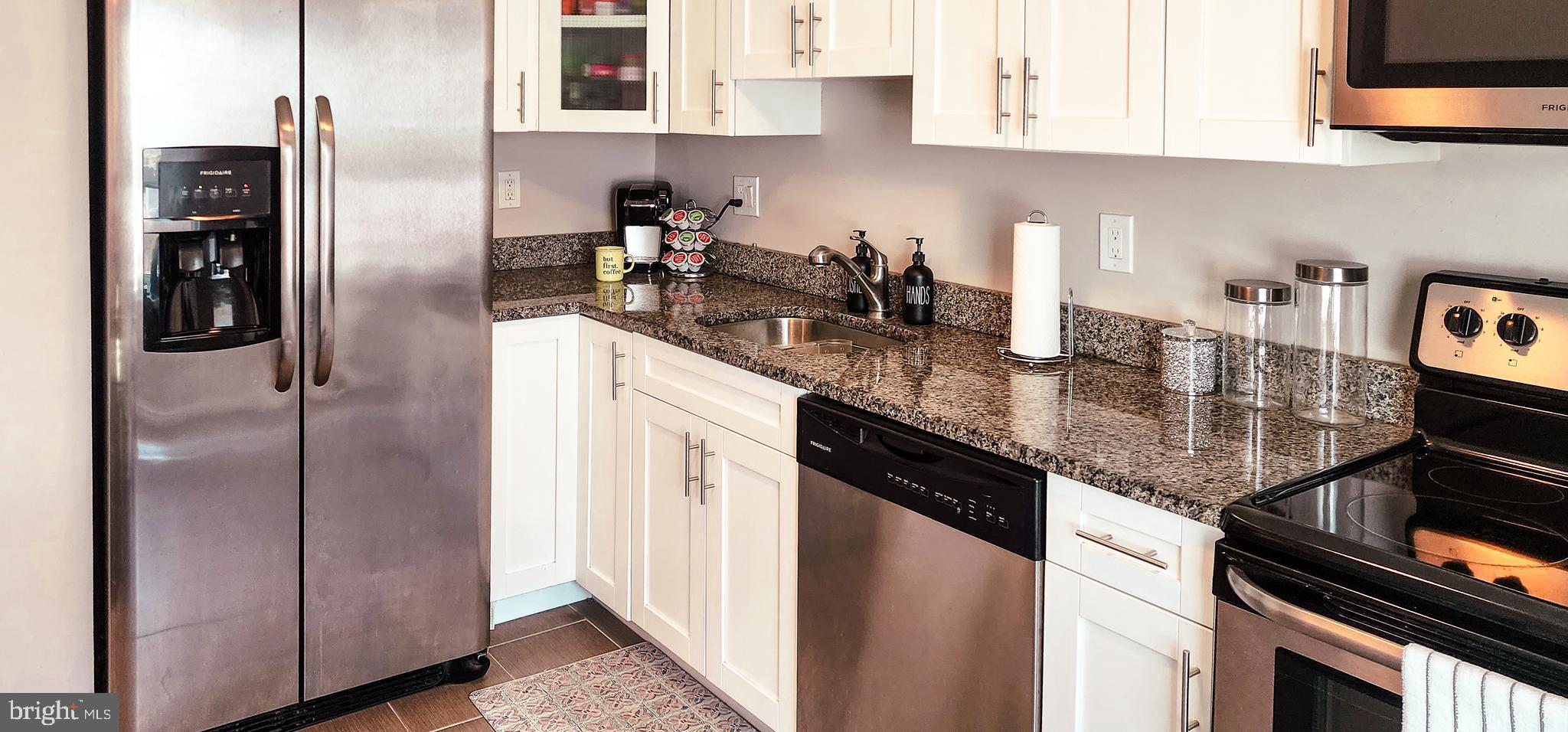 CAPITAL VIEW TOWNHOUSES - Residential