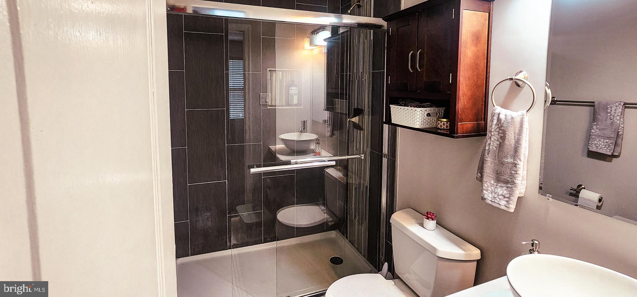 CAPITAL VIEW TOWNHOUSES - Residential