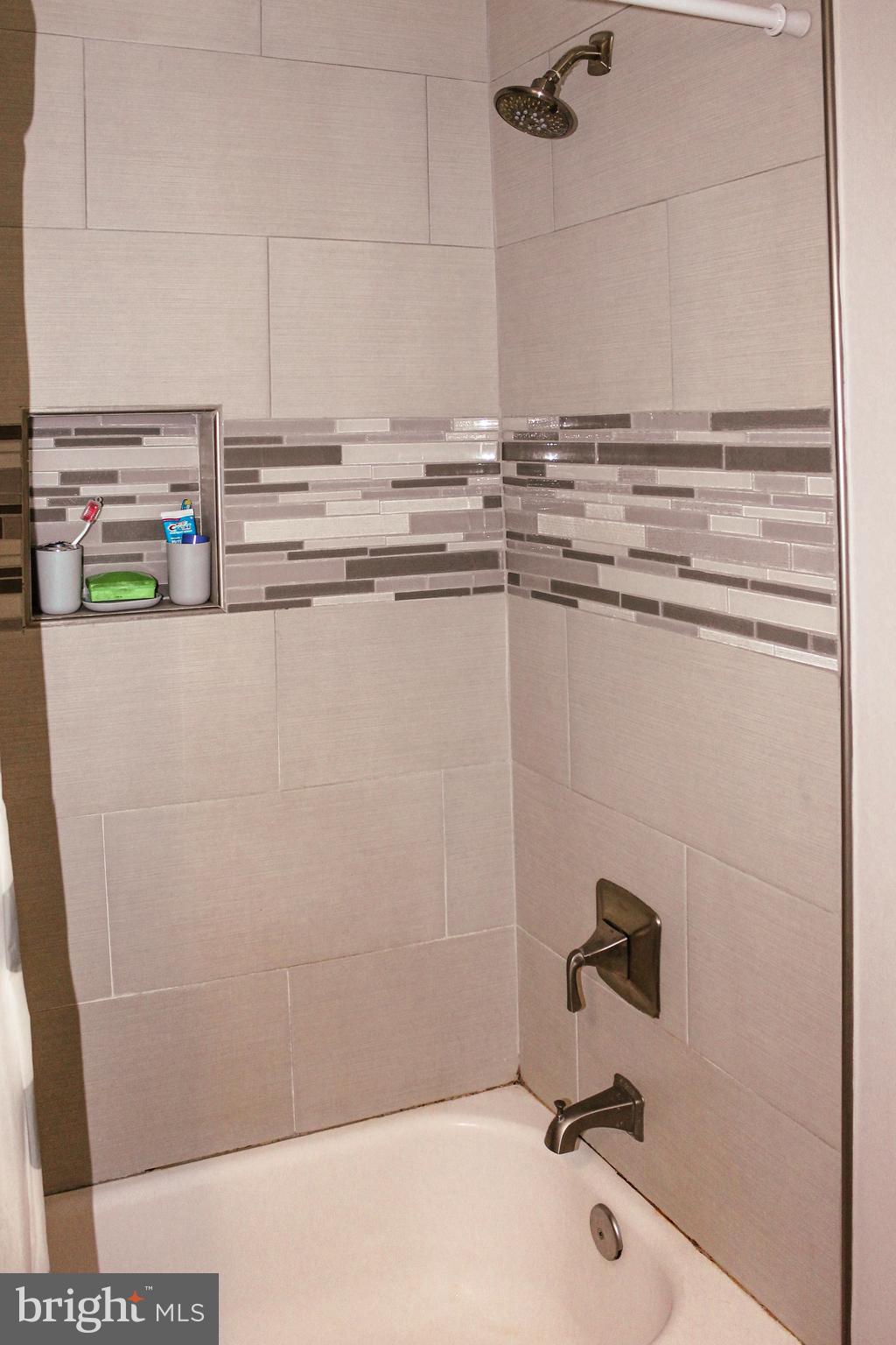 CAPITAL VIEW TOWNHOUSES - Residential