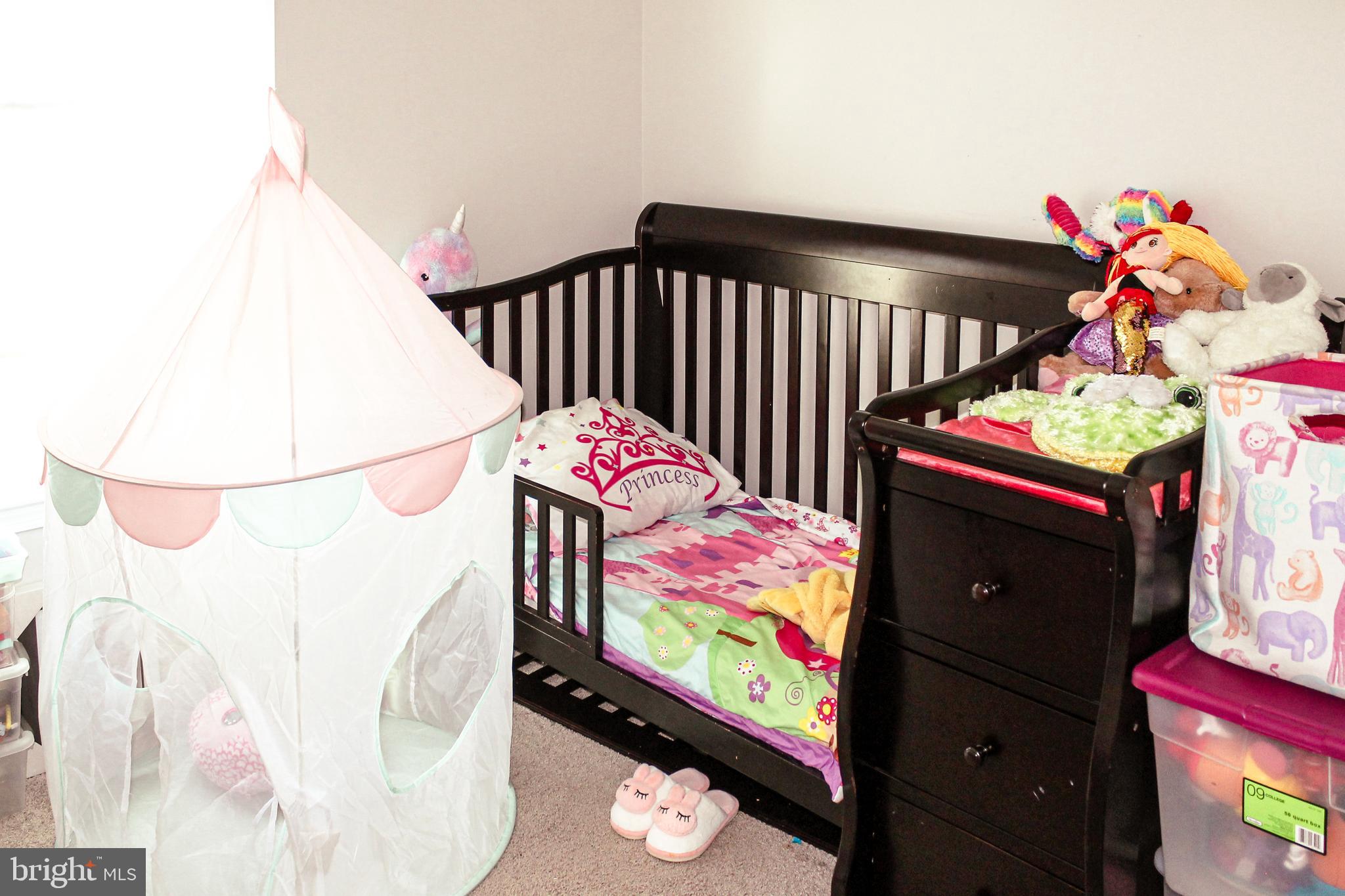 CAPITAL VIEW TOWNHOUSES - Residential