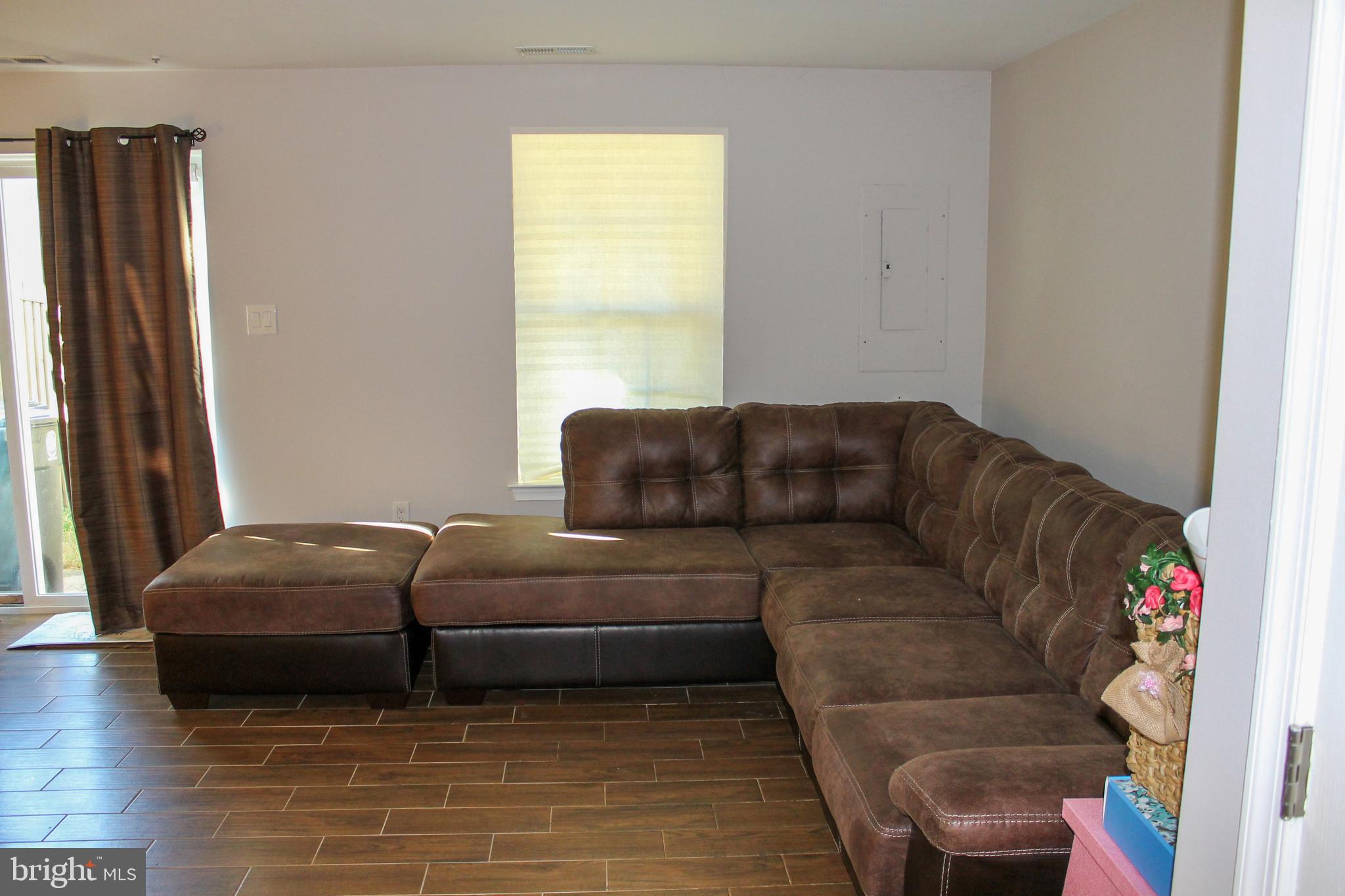 CAPITAL VIEW TOWNHOUSES - Residential