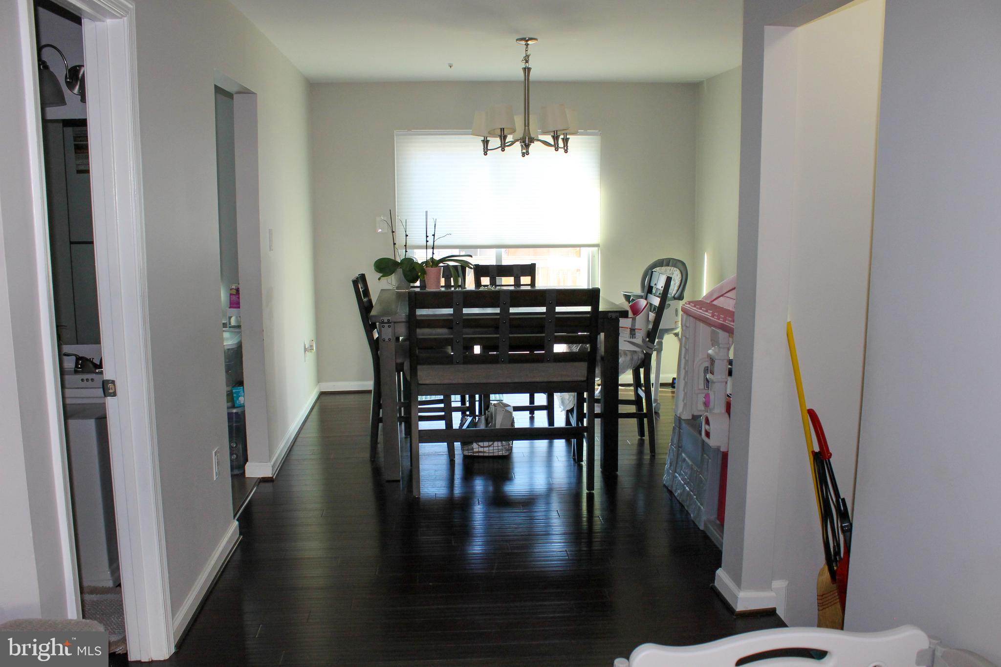 CAPITAL VIEW TOWNHOUSES - Residential