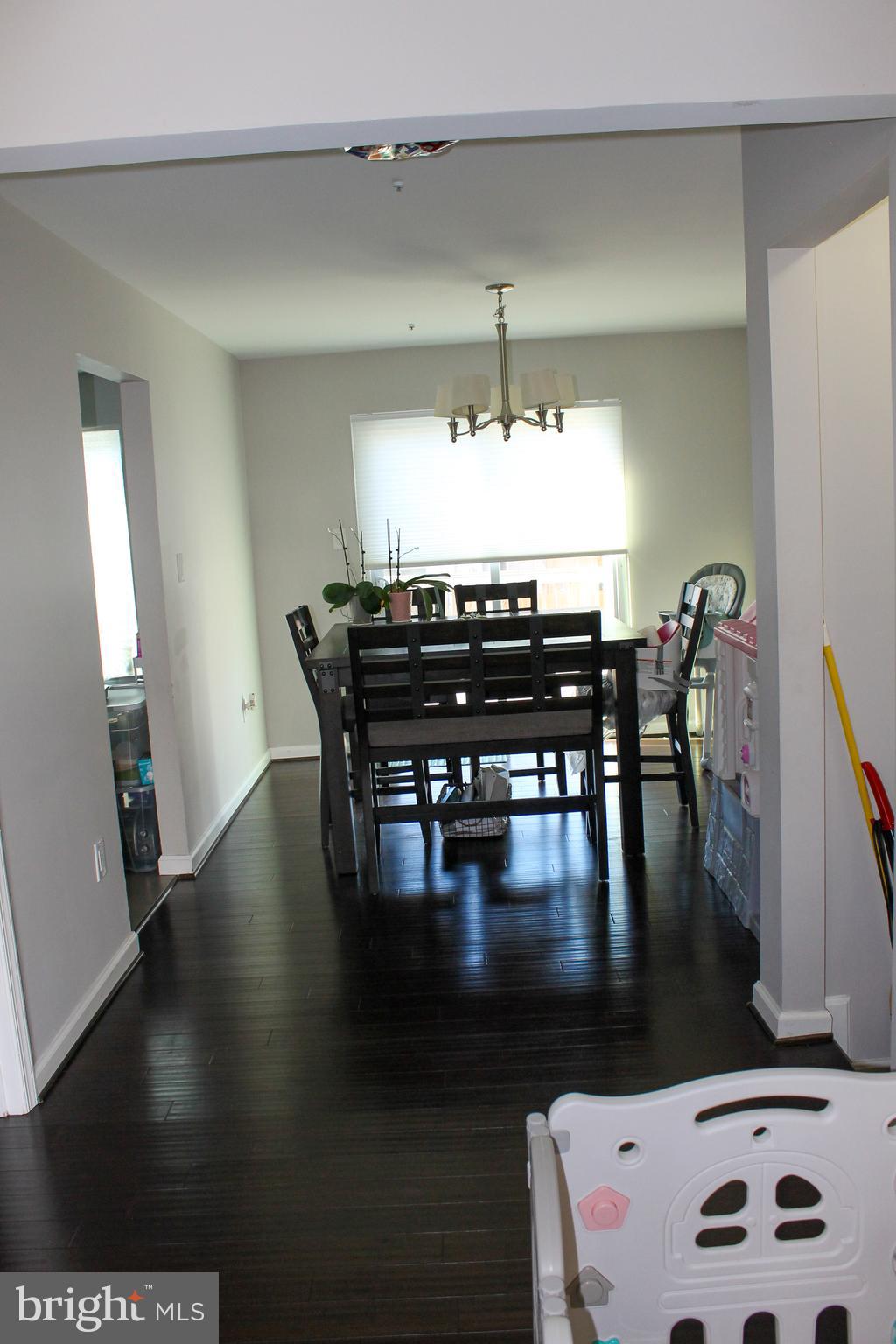 CAPITAL VIEW TOWNHOUSES - Residential