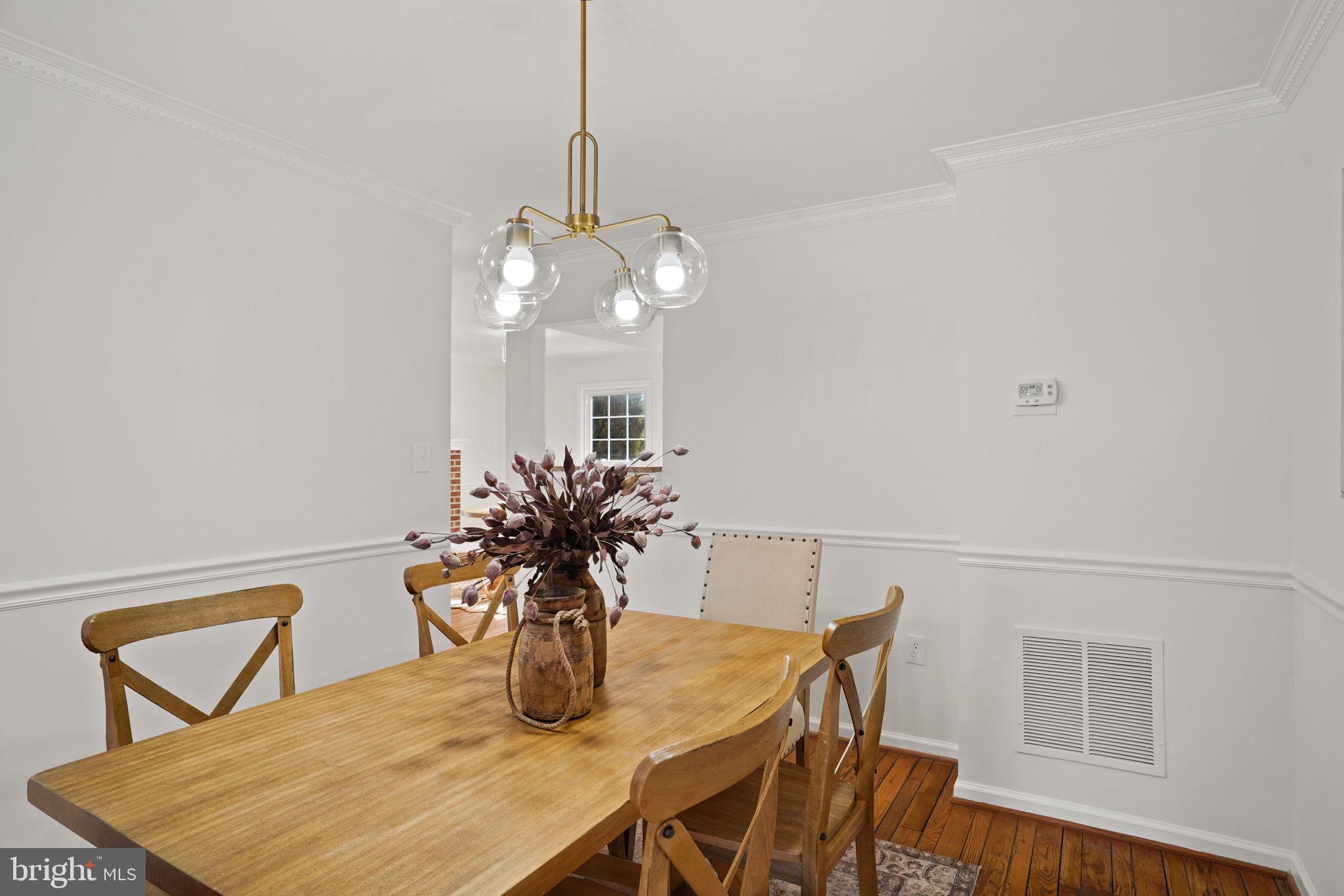 HUNTINGTON AT MT VERNON - Residential