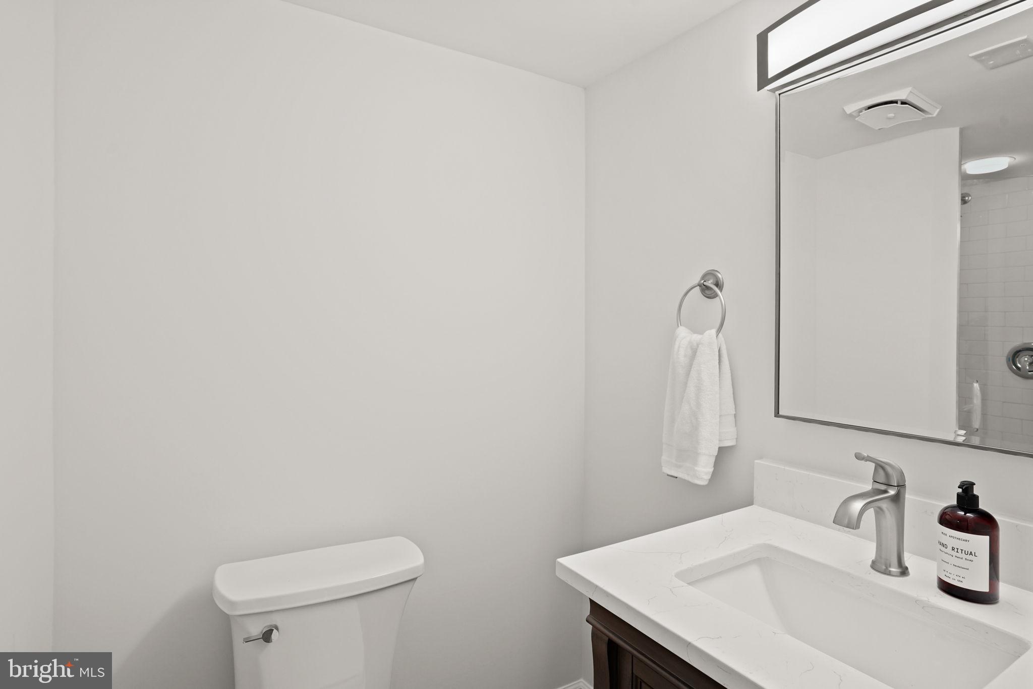 HUNTINGTON AT MT VERNON - Residential