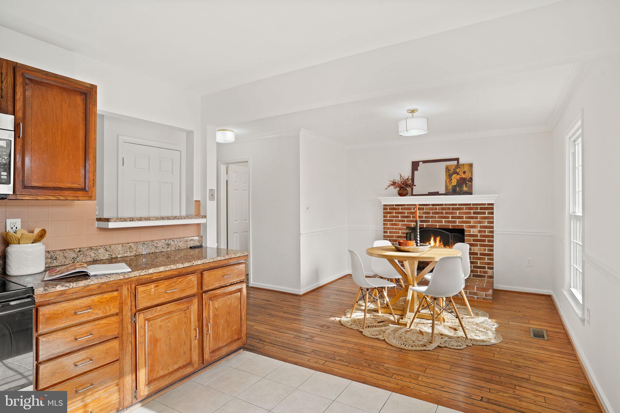 HUNTINGTON AT MT VERNON - Residential