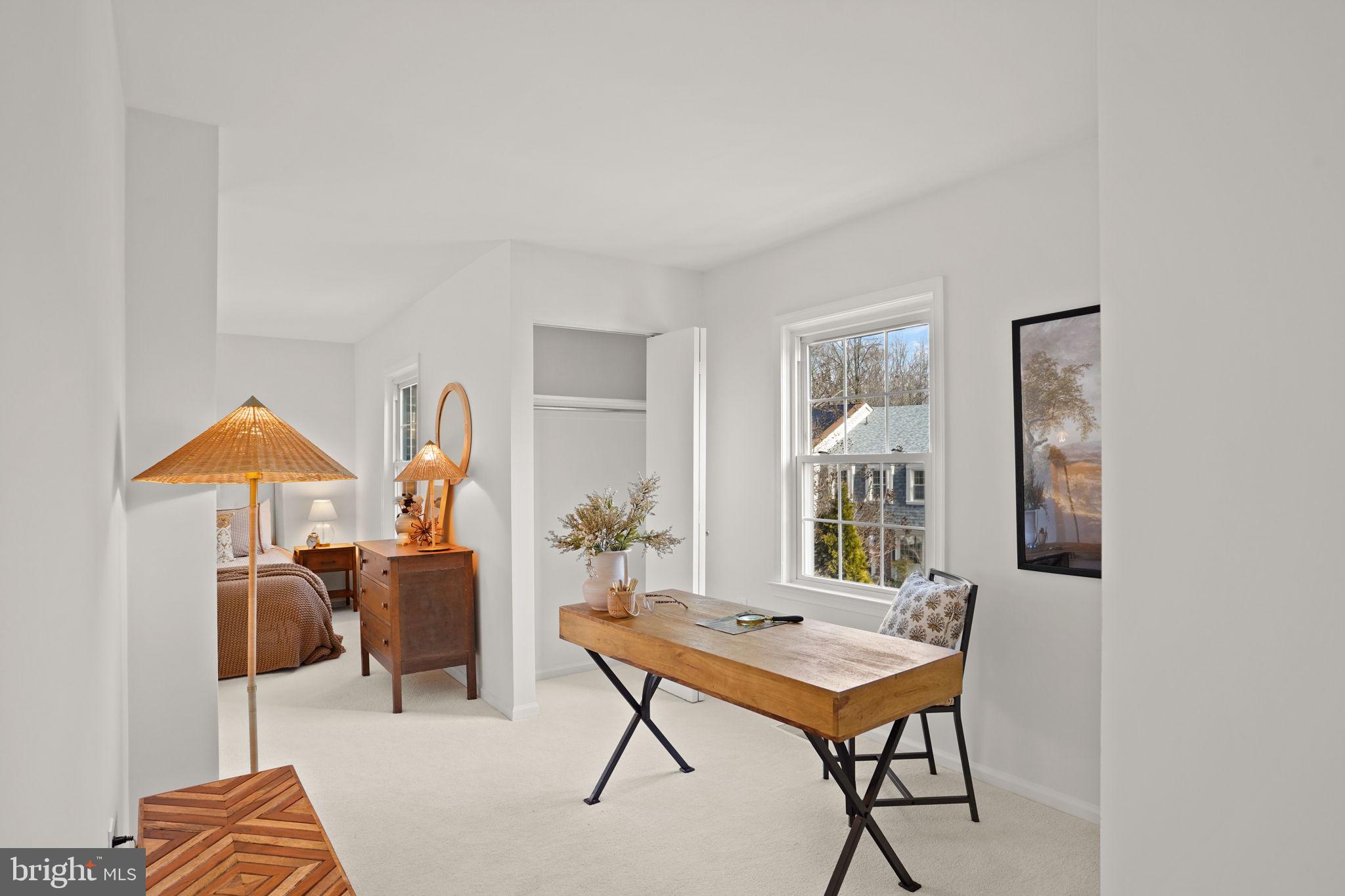 HUNTINGTON AT MT VERNON - Residential